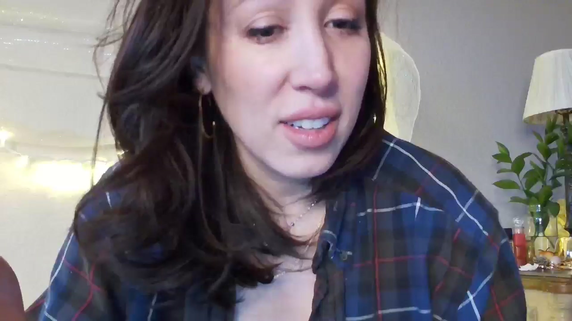 Gallery image thumbnail from Jaslene_25's myfreecams stream on, 12/23/2025, 16:24 image 15 of 20