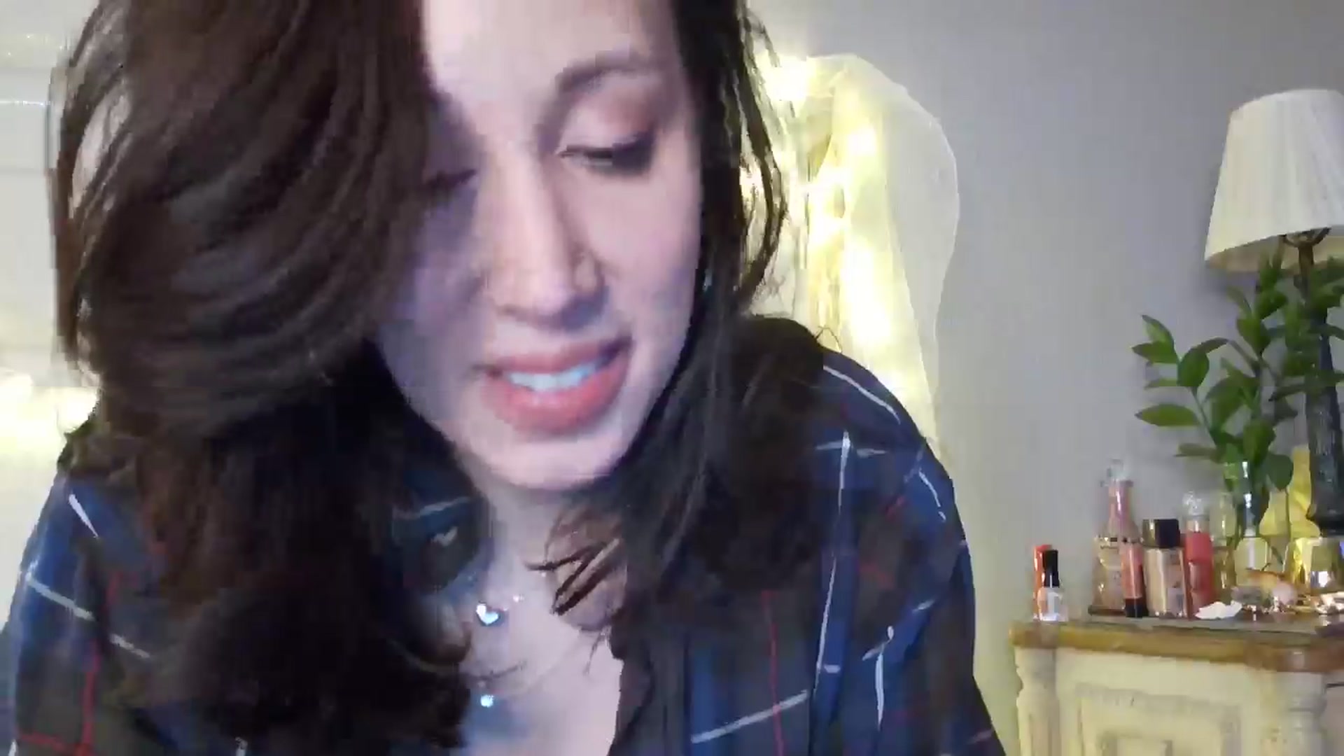 Gallery image thumbnail from Jaslene_25's myfreecams stream on, 12/23/2025, 16:24 image 4 of 20
