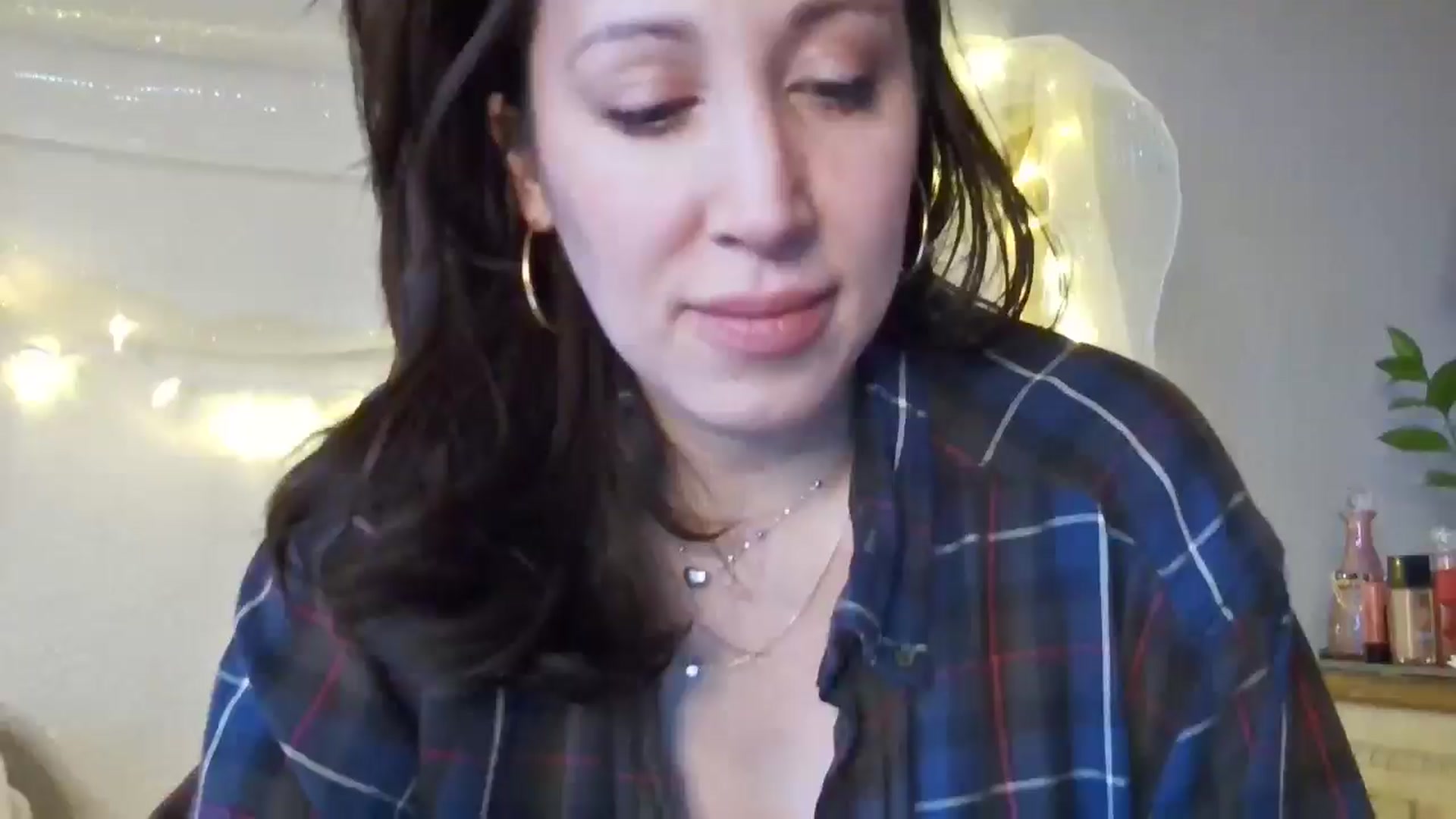 Gallery image thumbnail from Jaslene_25's myfreecams stream on, 12/23/2025, 16:24 image 20 of 20