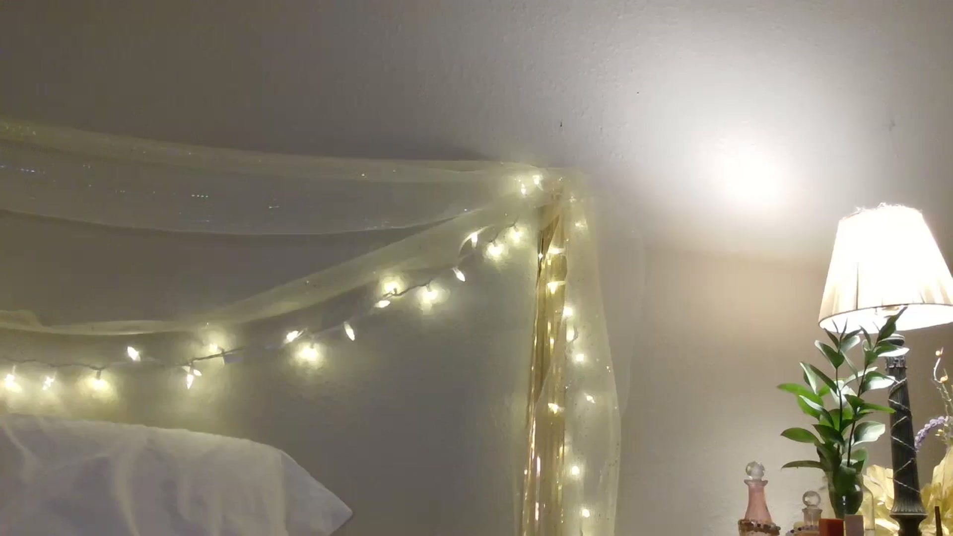 Gallery image thumbnail from Jaslene_25's myfreecams stream on, 12/28/2025, 11:49 image 13 of 20