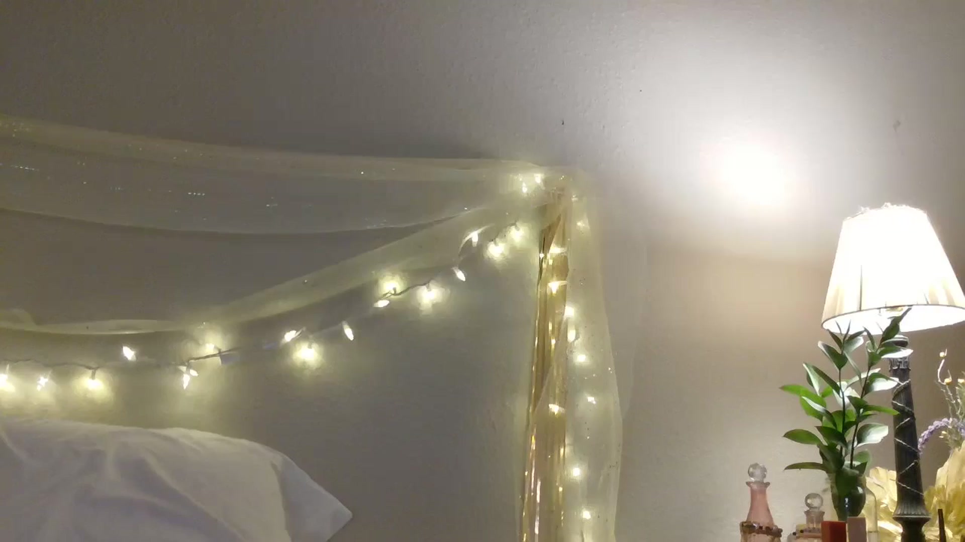 Gallery image thumbnail from Jaslene_25's myfreecams stream on, 12/28/2025, 11:49 image 11 of 20