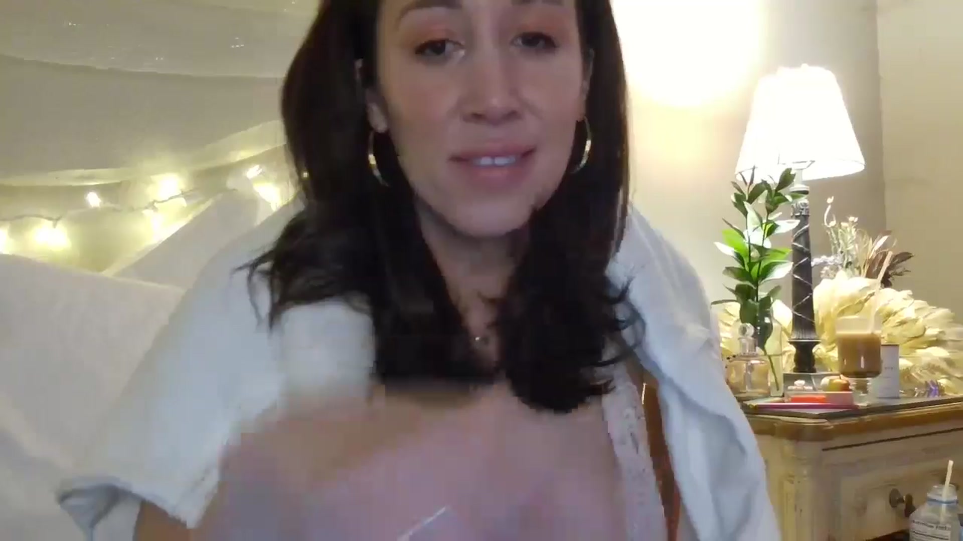 Gallery image thumbnail from Jaslene_25's myfreecams stream on, 12/31/2025, 14:46 image 4 of 20