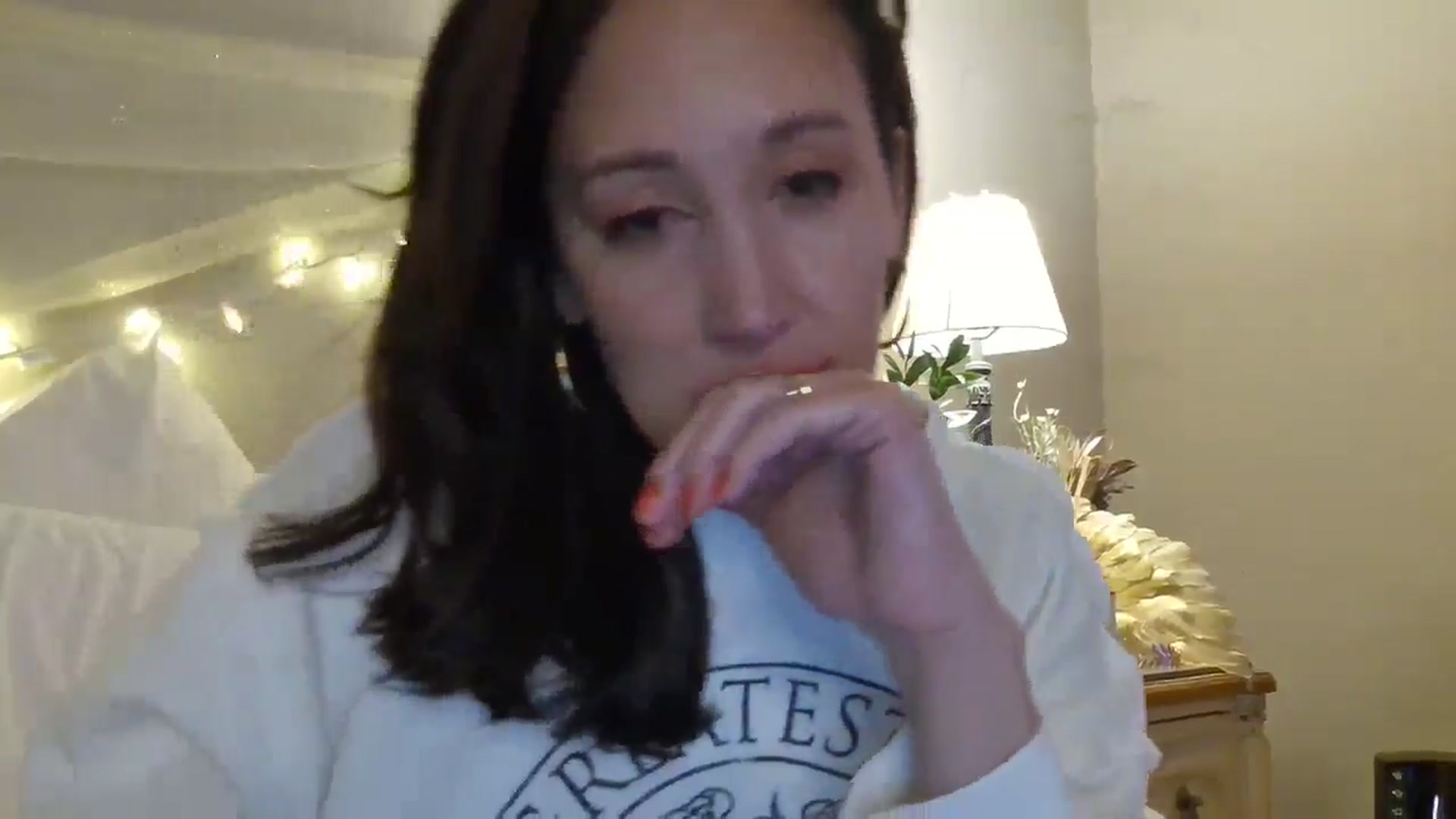 Gallery image thumbnail from Jaslene_25's myfreecams stream on, 12/31/2025, 15:41 image 16 of 20