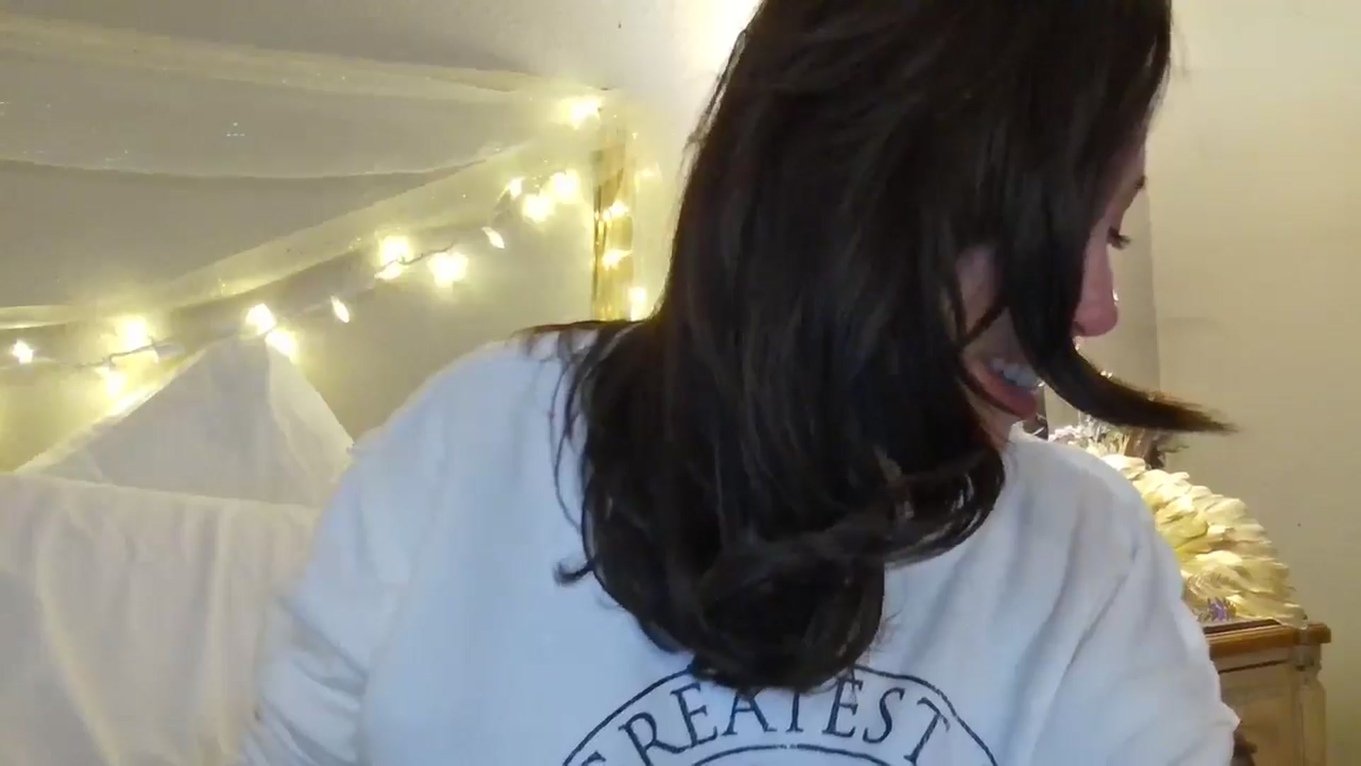Gallery image thumbnail from Jaslene_25's myfreecams stream on, 12/31/2025, 18:36 image 5 of 20