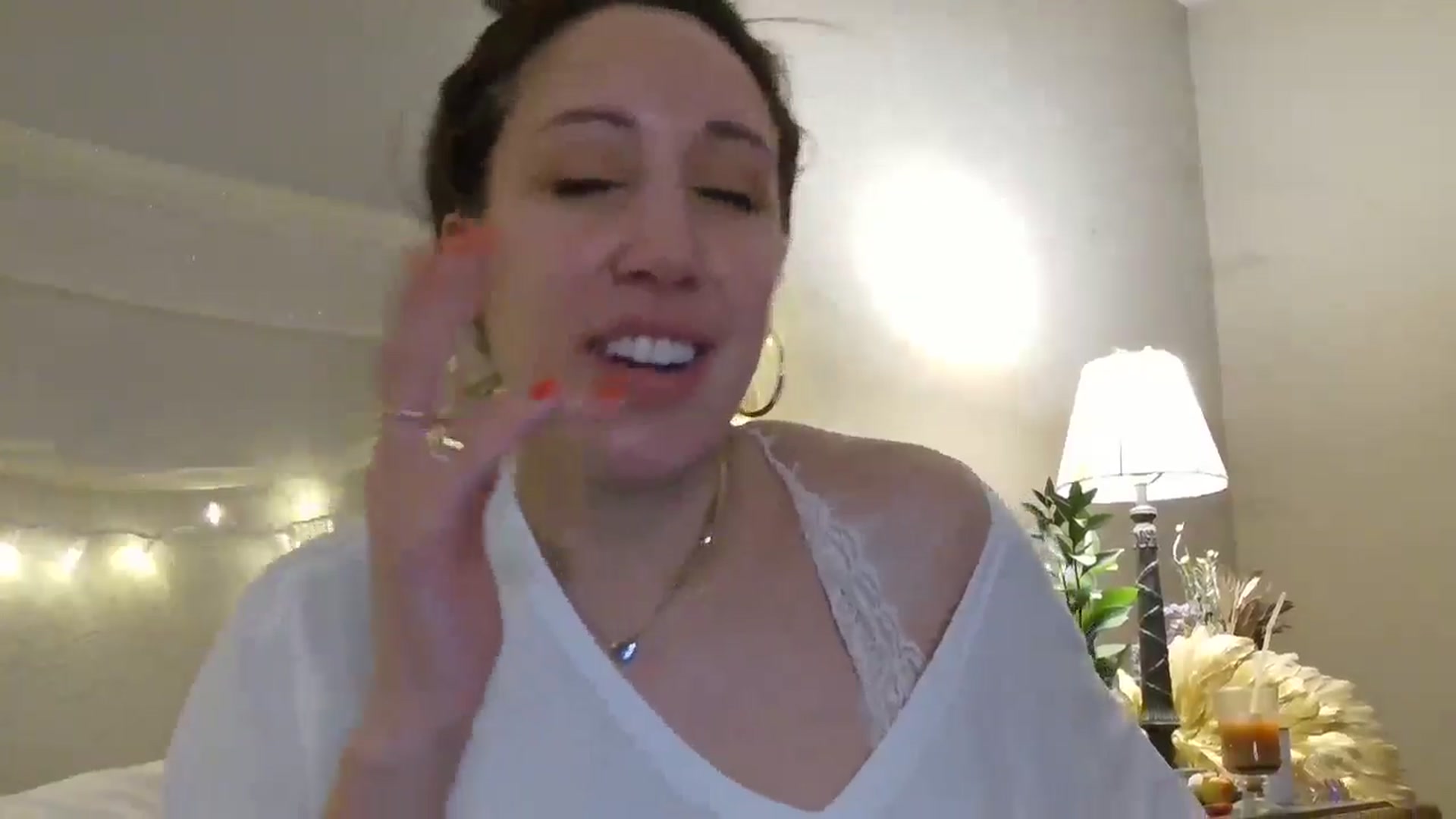 Gallery image thumbnail from Jaslene_25's myfreecams stream on, 01/02/2026, 12:36 image 7 of 20