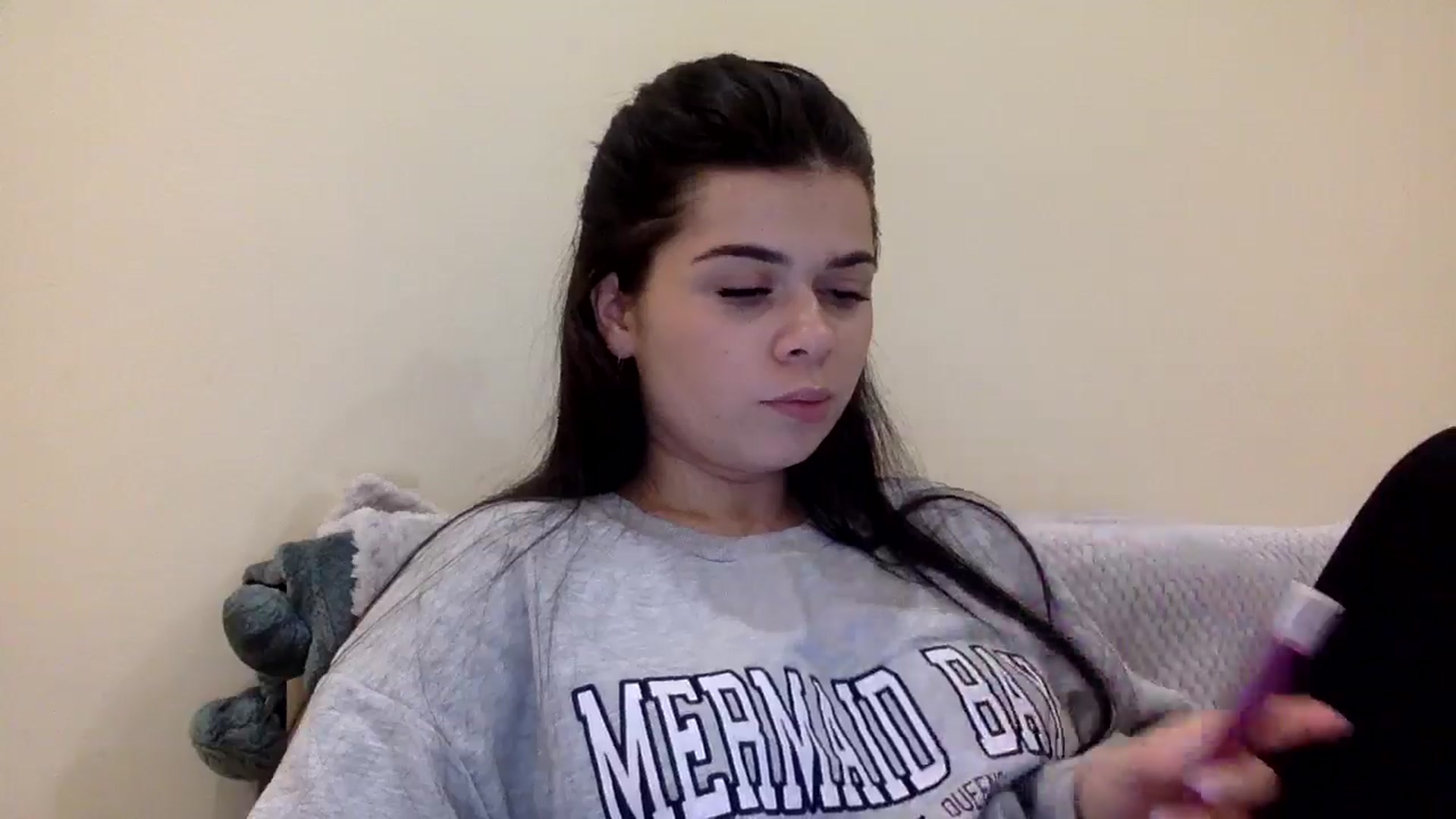 Gallery image thumbnail from Jasmi25's myfreecams stream on, 12/16/2024, 20:21 image 19 of 20