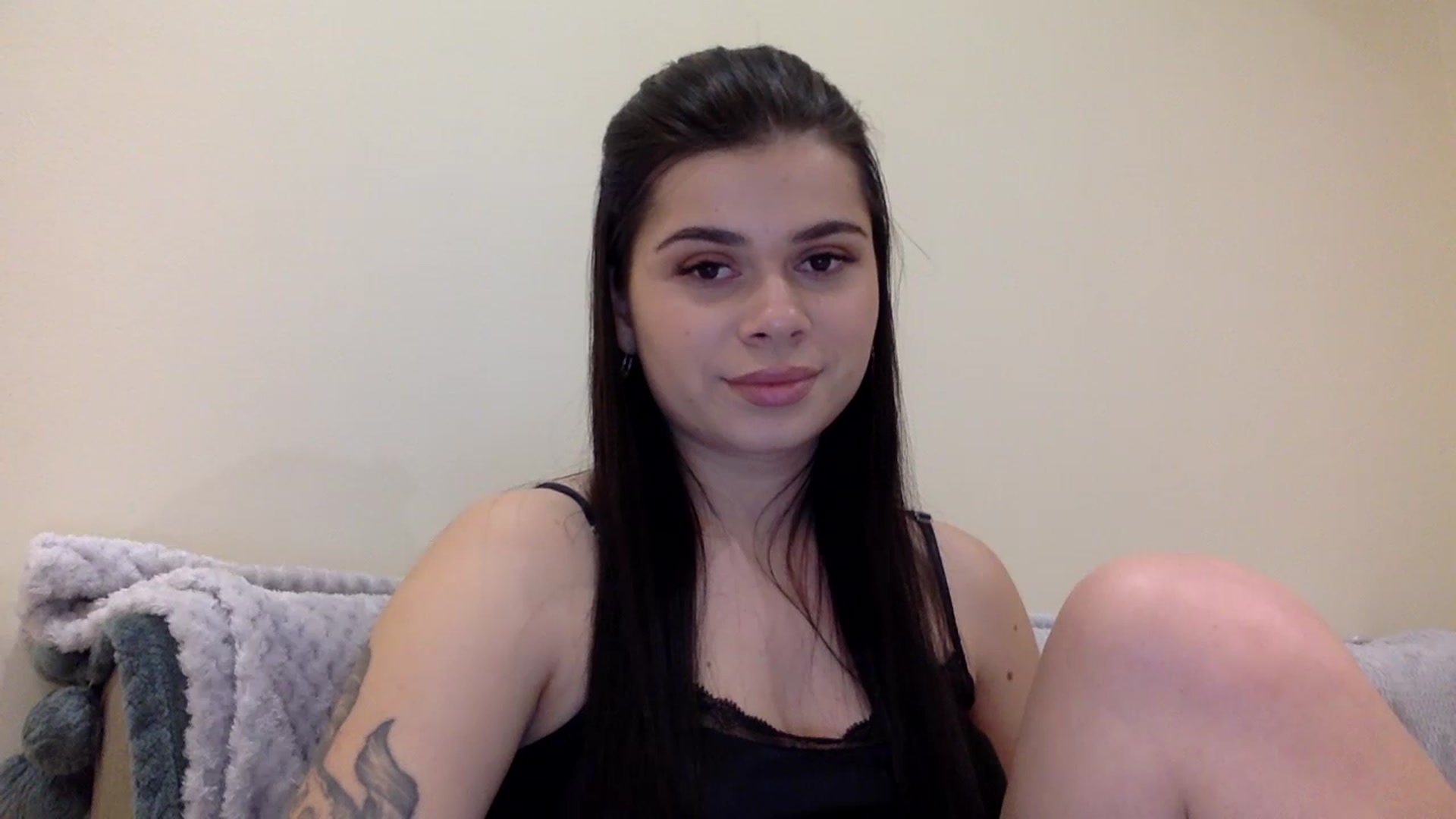 Gallery image thumbnail from Jasmi25's myfreecams stream on, 12/23/2024, 17:03 image 5 of 20