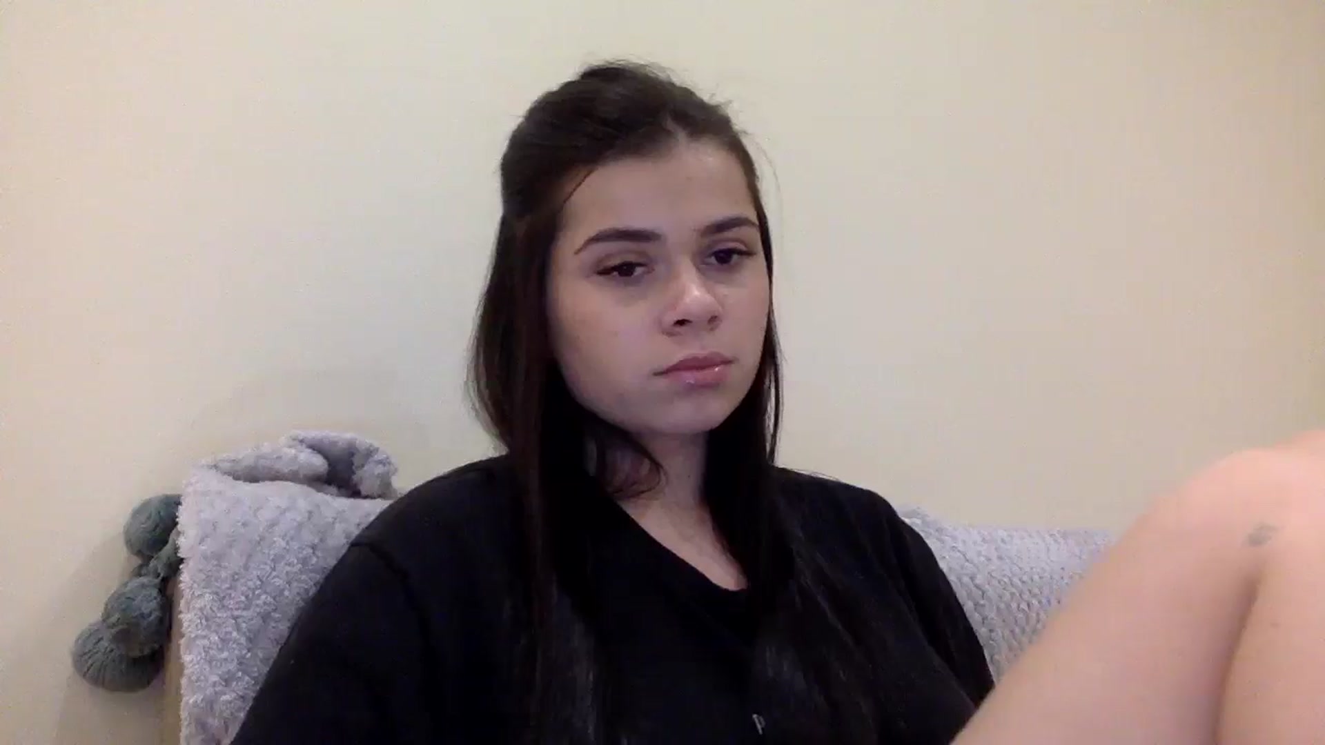 Gallery image thumbnail from Jasmi25's myfreecams stream on, 12/24/2024, 18:11 image 14 of 20