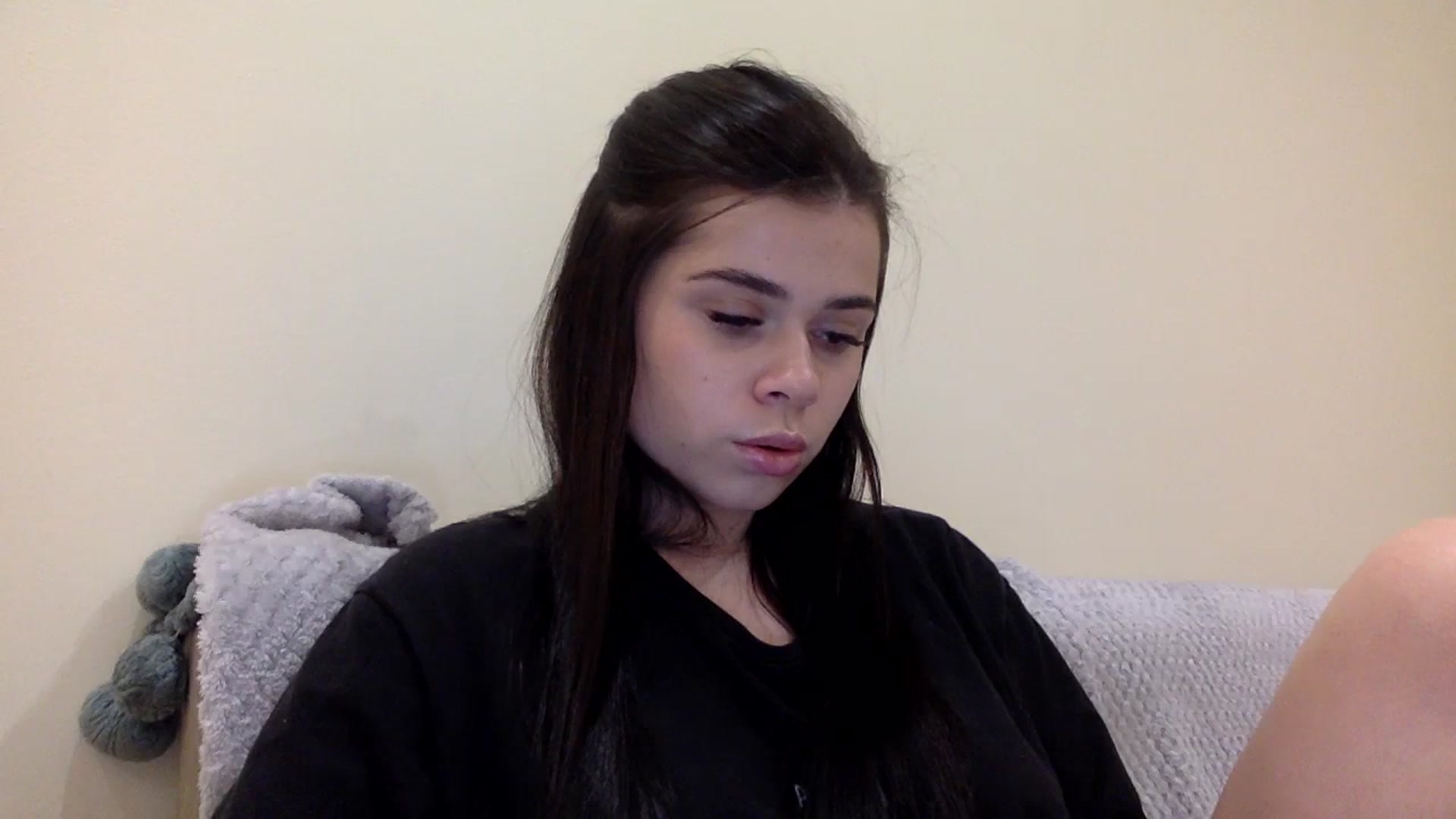 Gallery image thumbnail from Jasmi25's myfreecams stream on, 12/24/2024, 18:11 image 19 of 20