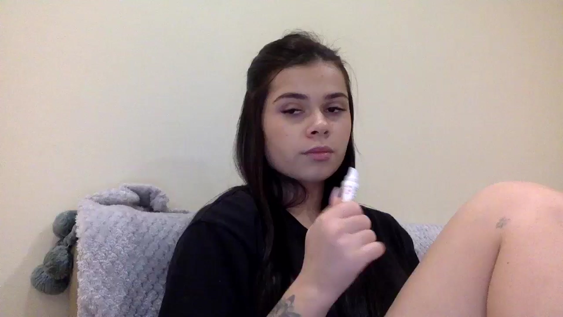 Gallery image thumbnail from Jasmi25's myfreecams stream on, 12/24/2024, 18:11 image 10 of 20