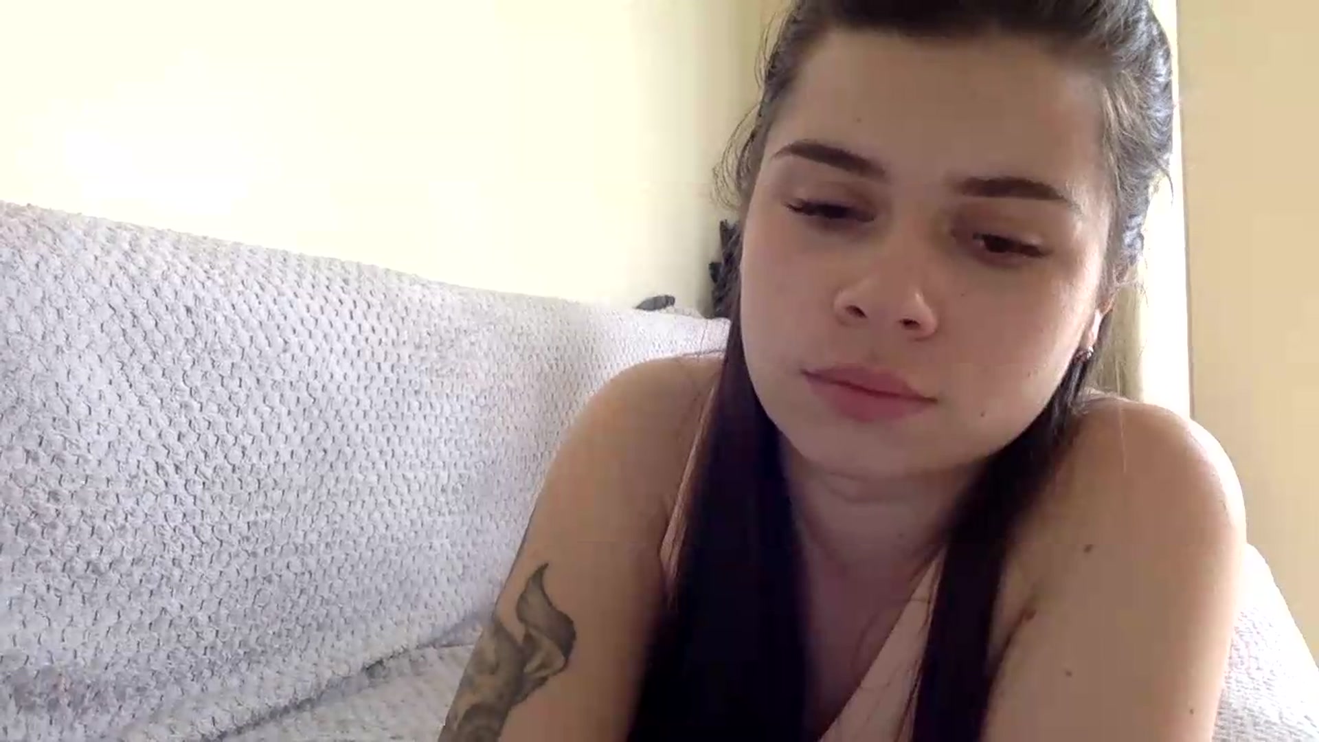 Gallery image thumbnail from Jasmi25's myfreecams stream on, 05/21/2026, 11:15 image 17 of 20
