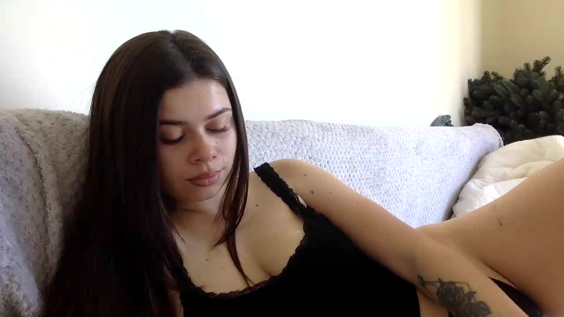 Gallery image thumbnail from Jasmi25's myfreecams stream on, 05/26/2026, 07:07 image 11 of 20