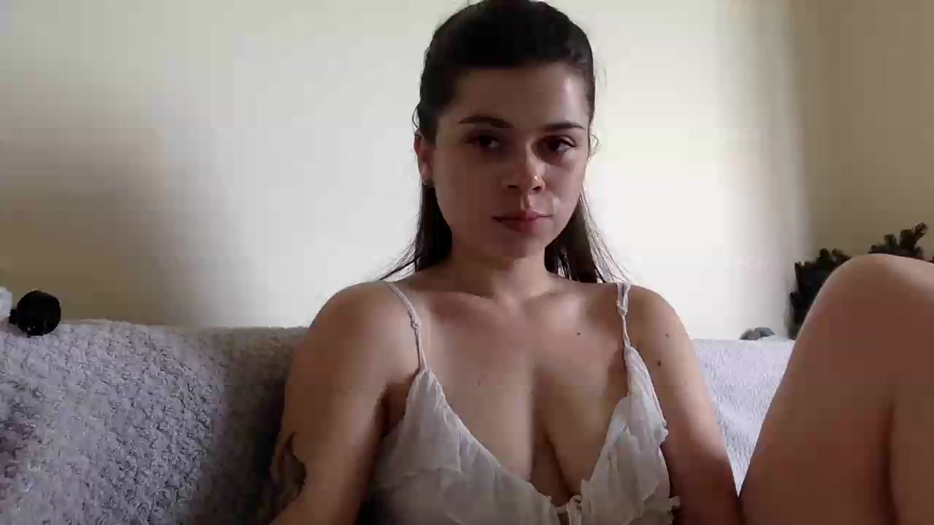 Gallery image thumbnail from Jasmi25's myfreecams stream on, 06/24/2026, 13:24 image 1 of 20