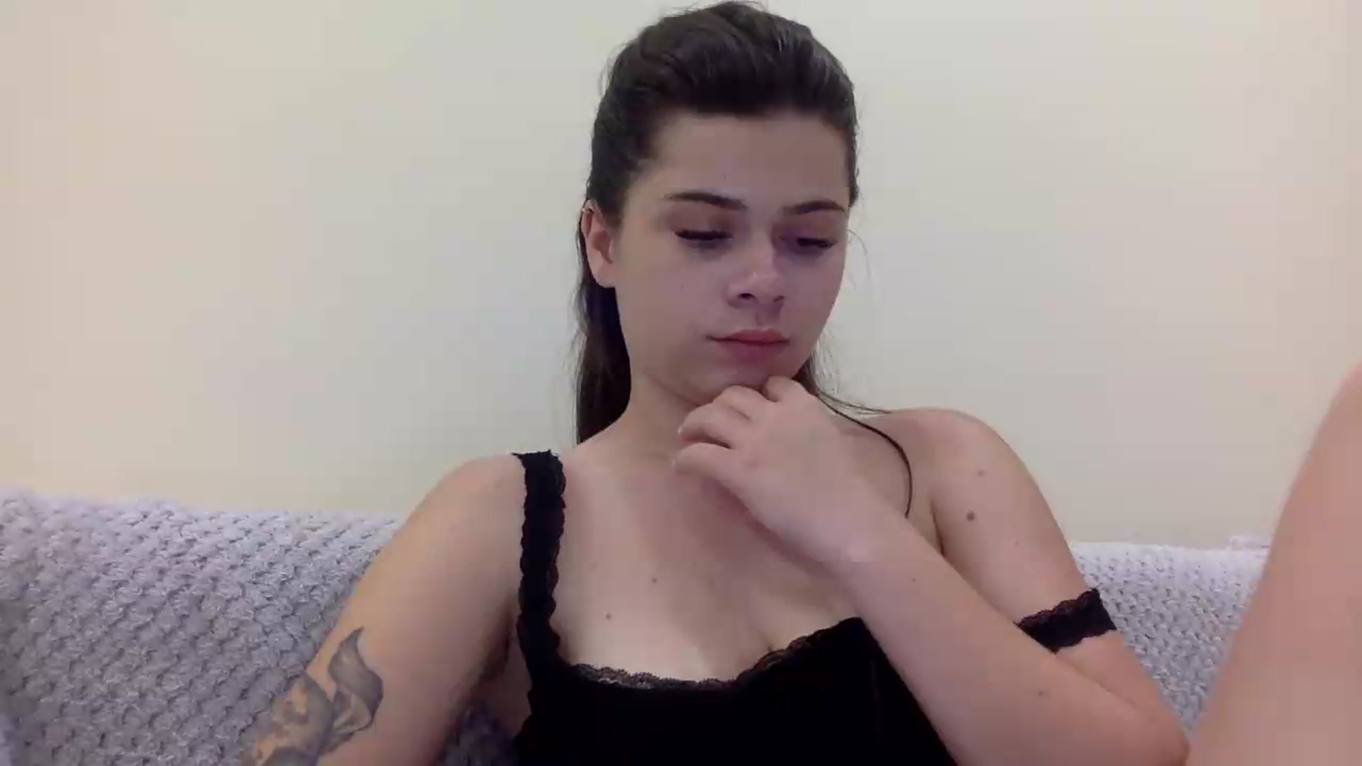Gallery image thumbnail from Jasmi25's myfreecams stream on, 06/30/2026, 19:02 image 10 of 20