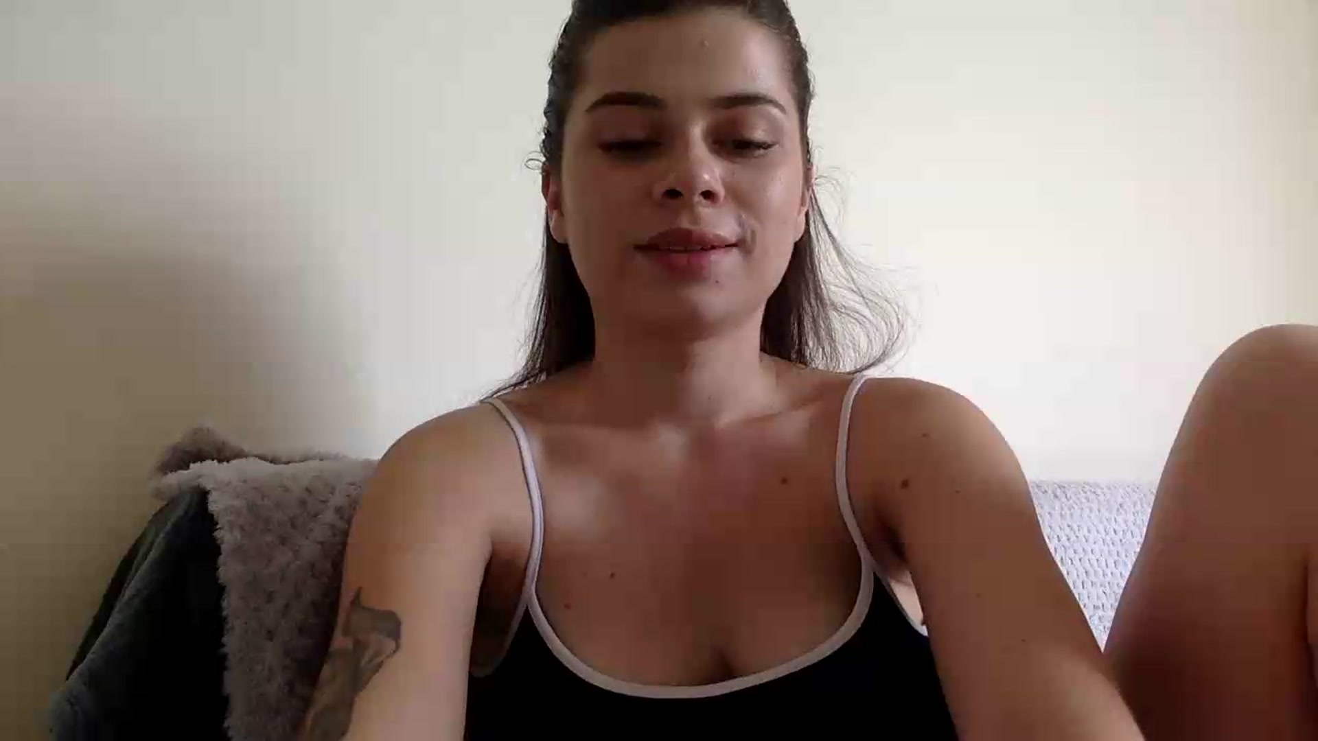 Gallery image thumbnail from Jasmi25's myfreecams stream on, 07/06/2026, 13:43 image 14 of 20
