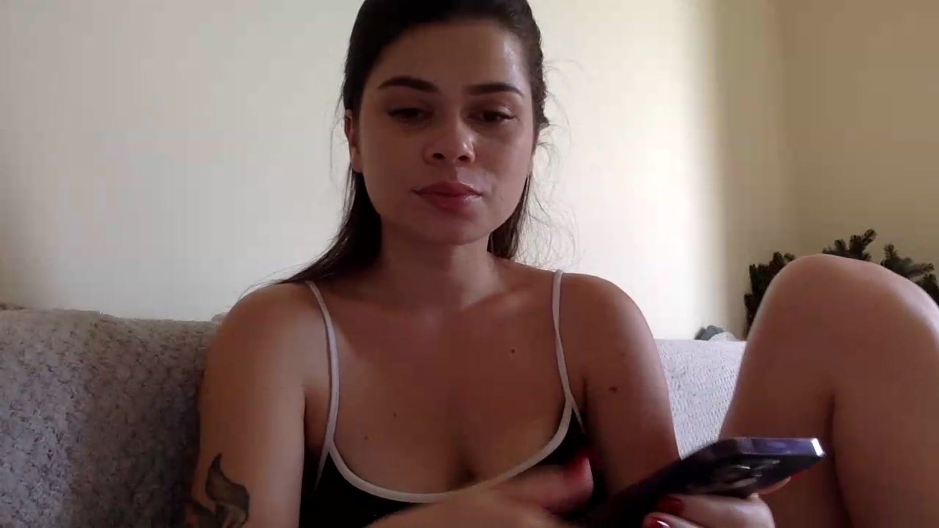 Gallery image thumbnail from Jasmi25's myfreecams stream on, 07/06/2026, 15:58 image 3 of 20