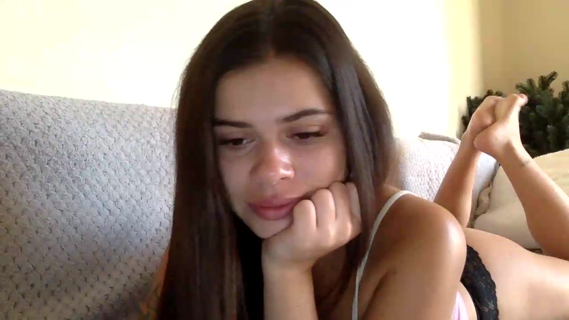 Gallery image thumbnail from Jasmi25's myfreecams stream on, 08/15/2026, 17:06 image 9 of 20