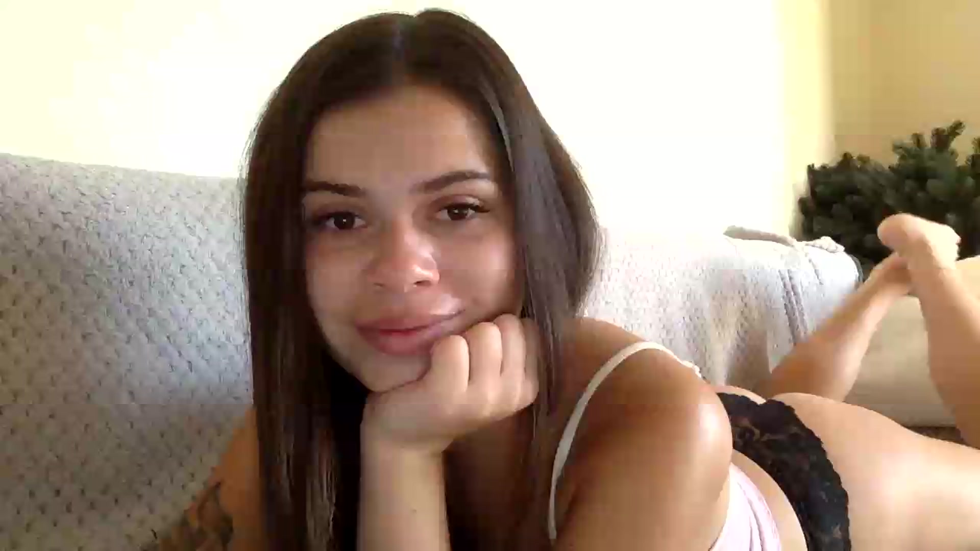 Gallery image thumbnail from Jasmi25's myfreecams stream on, 08/15/2026, 17:06 image 5 of 20
