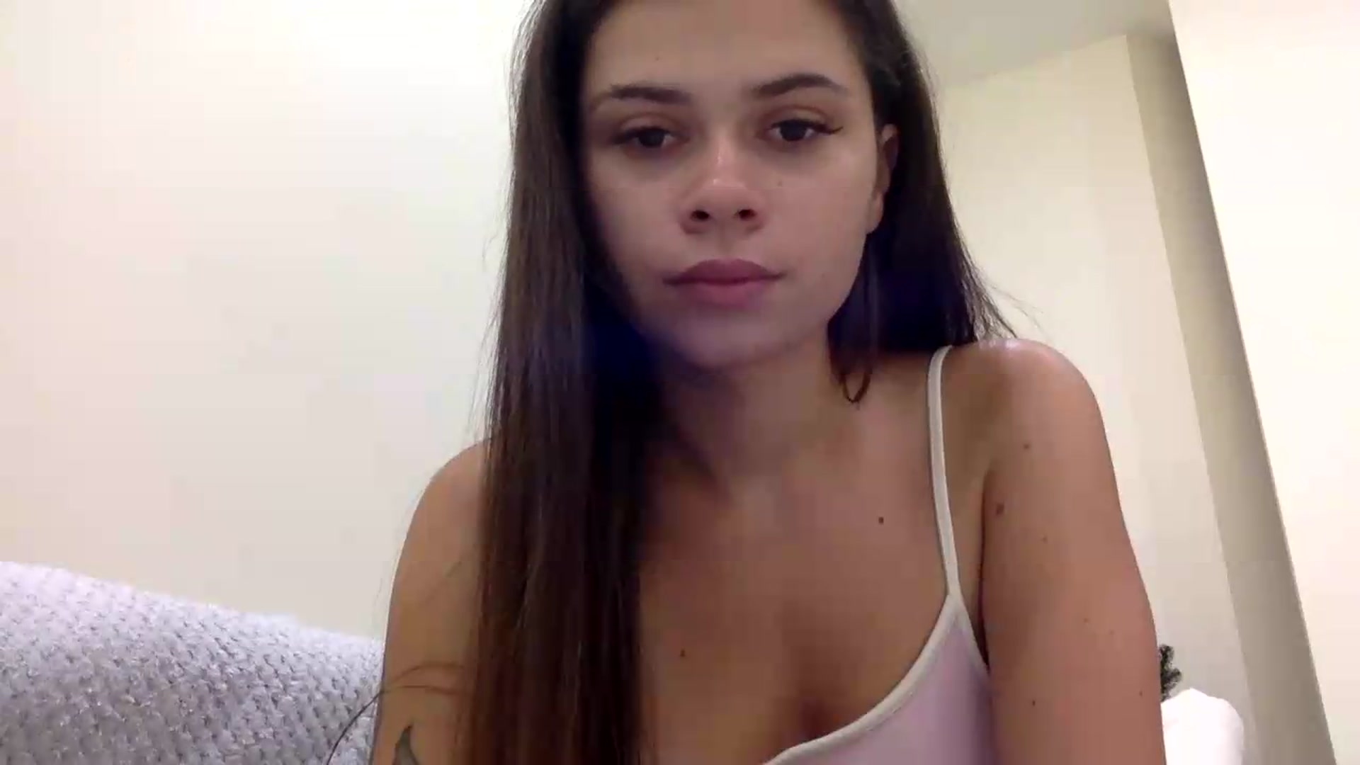 Gallery image thumbnail from Jasmi25's myfreecams stream on, 08/15/2026, 18:14 image 16 of 20