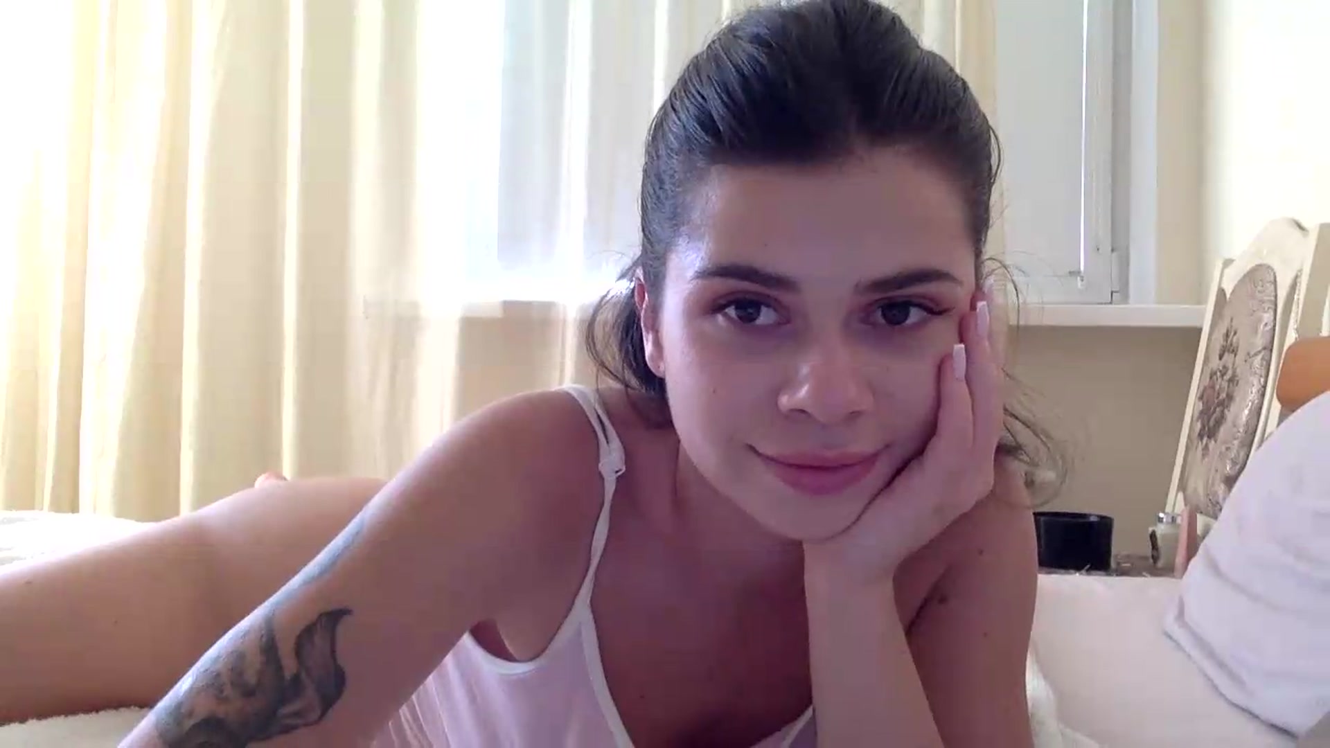 Gallery image thumbnail from Jasmi25's myfreecams stream on, 09/06/2026, 15:45 image 12 of 20