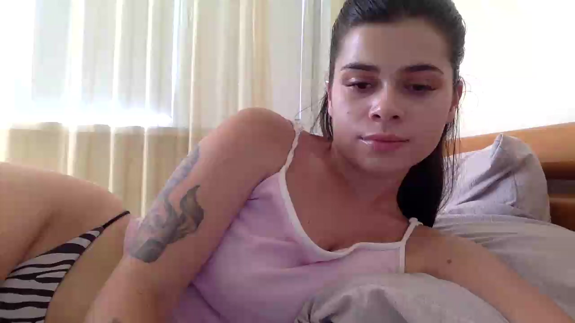 Gallery image thumbnail from Jasmi25's myfreecams stream on, 09/06/2026, 15:45 image 1 of 20