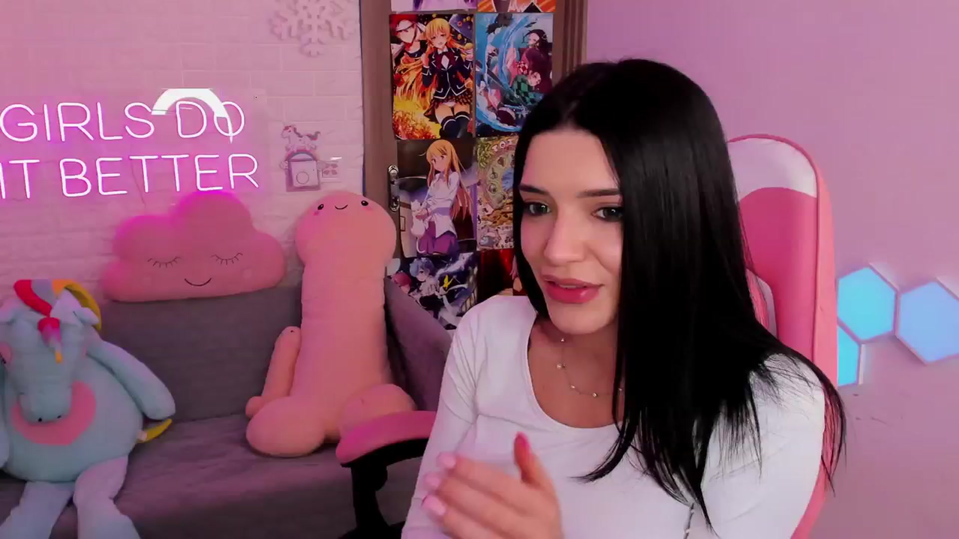 Gallery image thumbnail from JasmiLynn's myfreecams stream on, 02/21/2024, 19:59 image 2 of 20