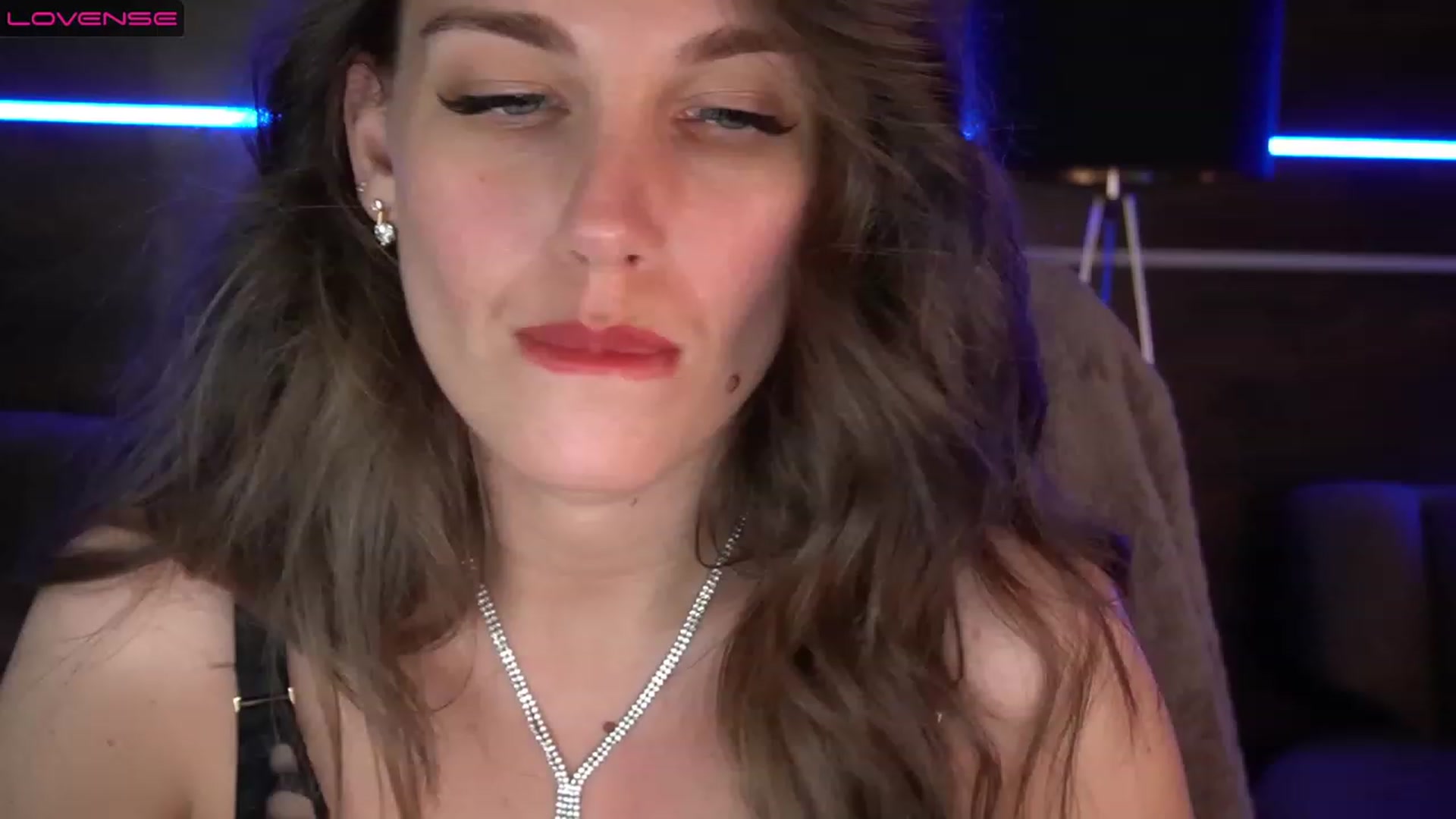 Gallery image thumbnail from Jasmin_James_'s myfreecams stream on, 07/23/2023, 01:08 image 8 of 20