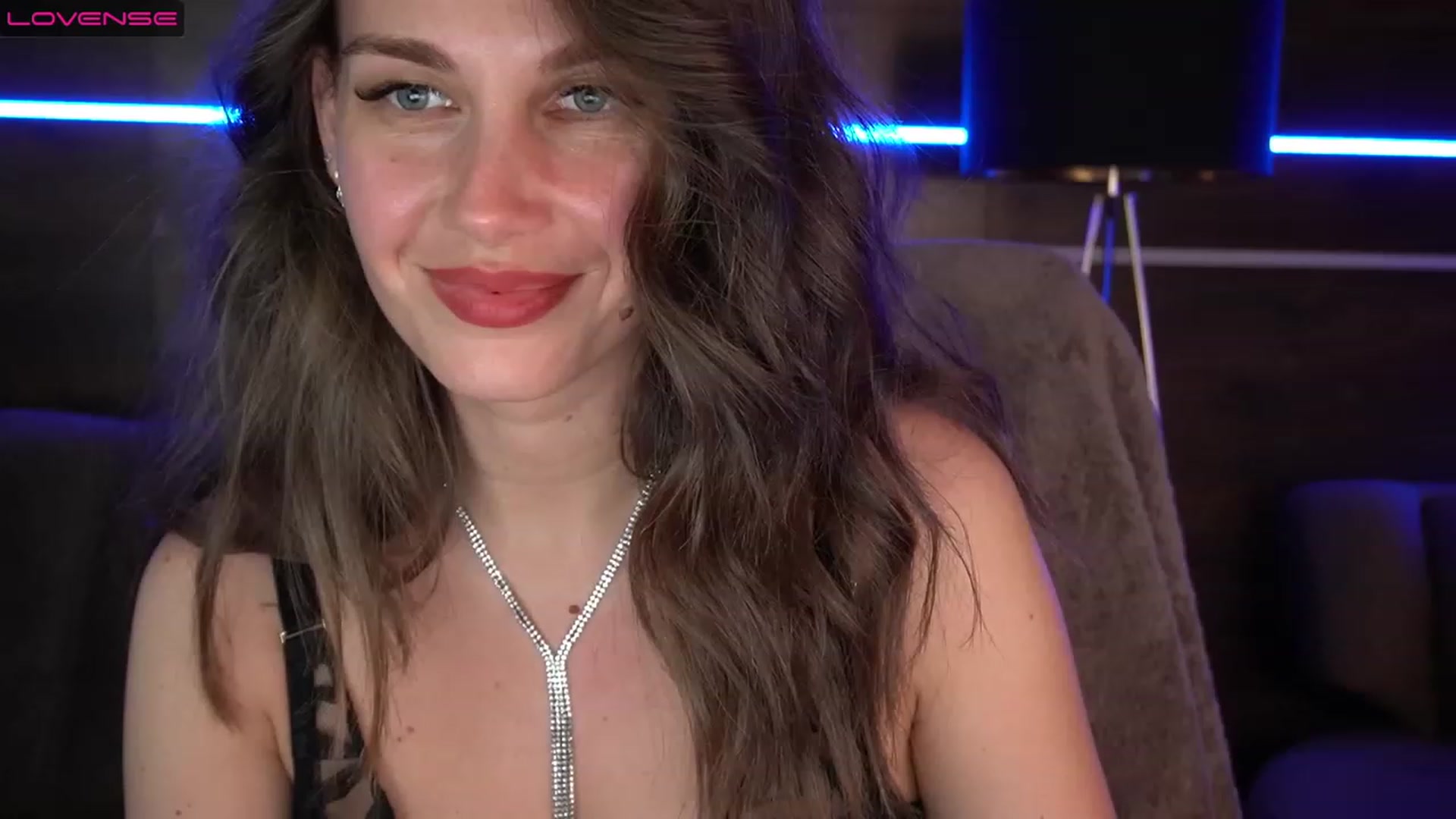 Gallery image thumbnail from Jasmin_James_'s myfreecams stream on, 07/23/2023, 01:08 image 10 of 20