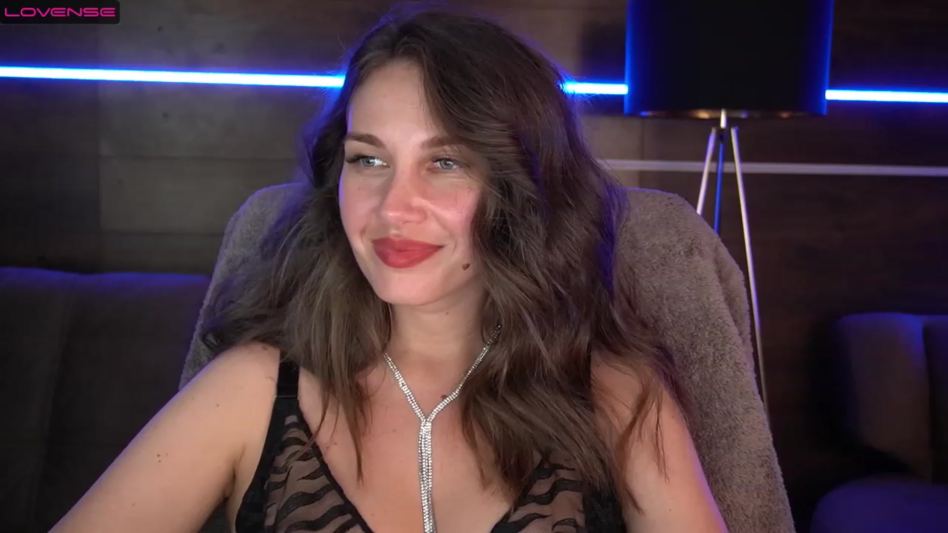 Gallery image thumbnail from Jasmin_James_'s myfreecams stream on, 07/23/2023, 01:08 image 7 of 20