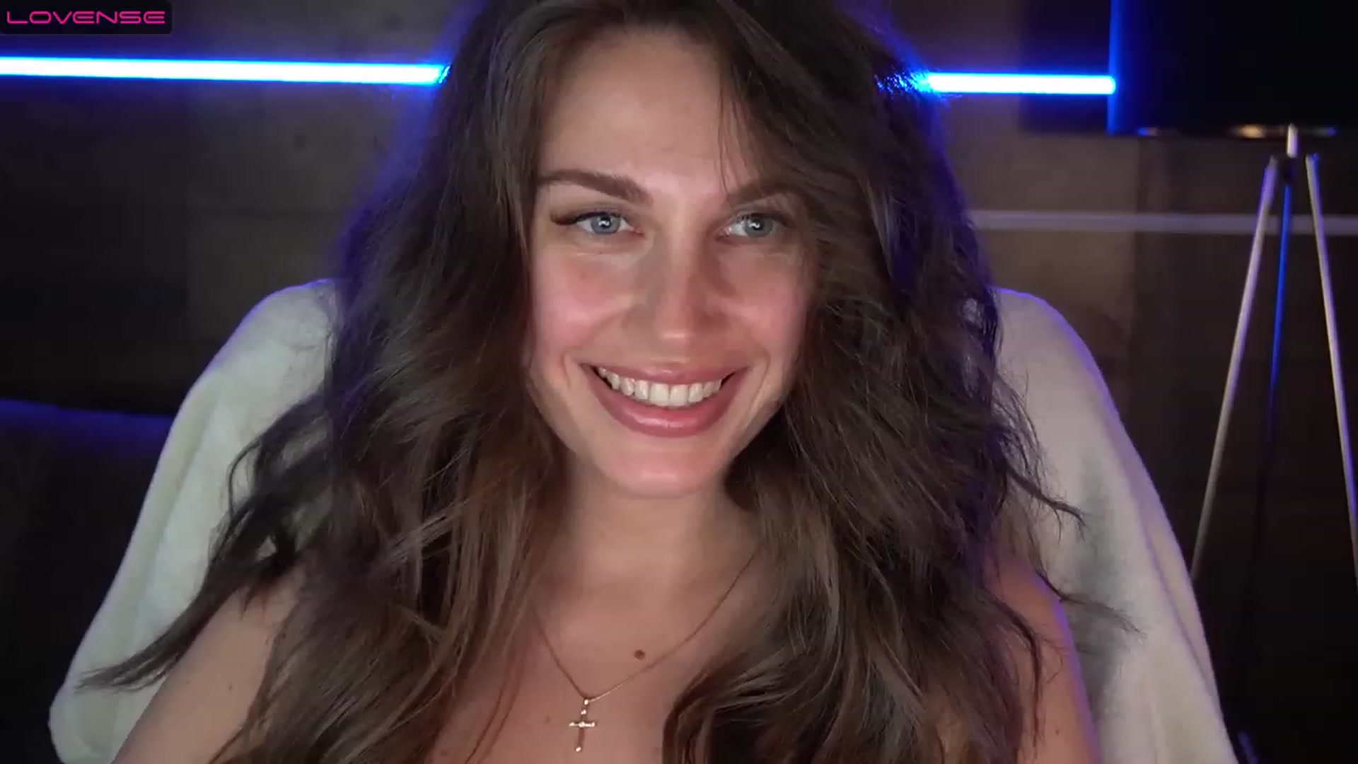 Gallery image thumbnail from Jasmin_James_'s myfreecams stream on, 07/28/2023, 02:31 image 2 of 20