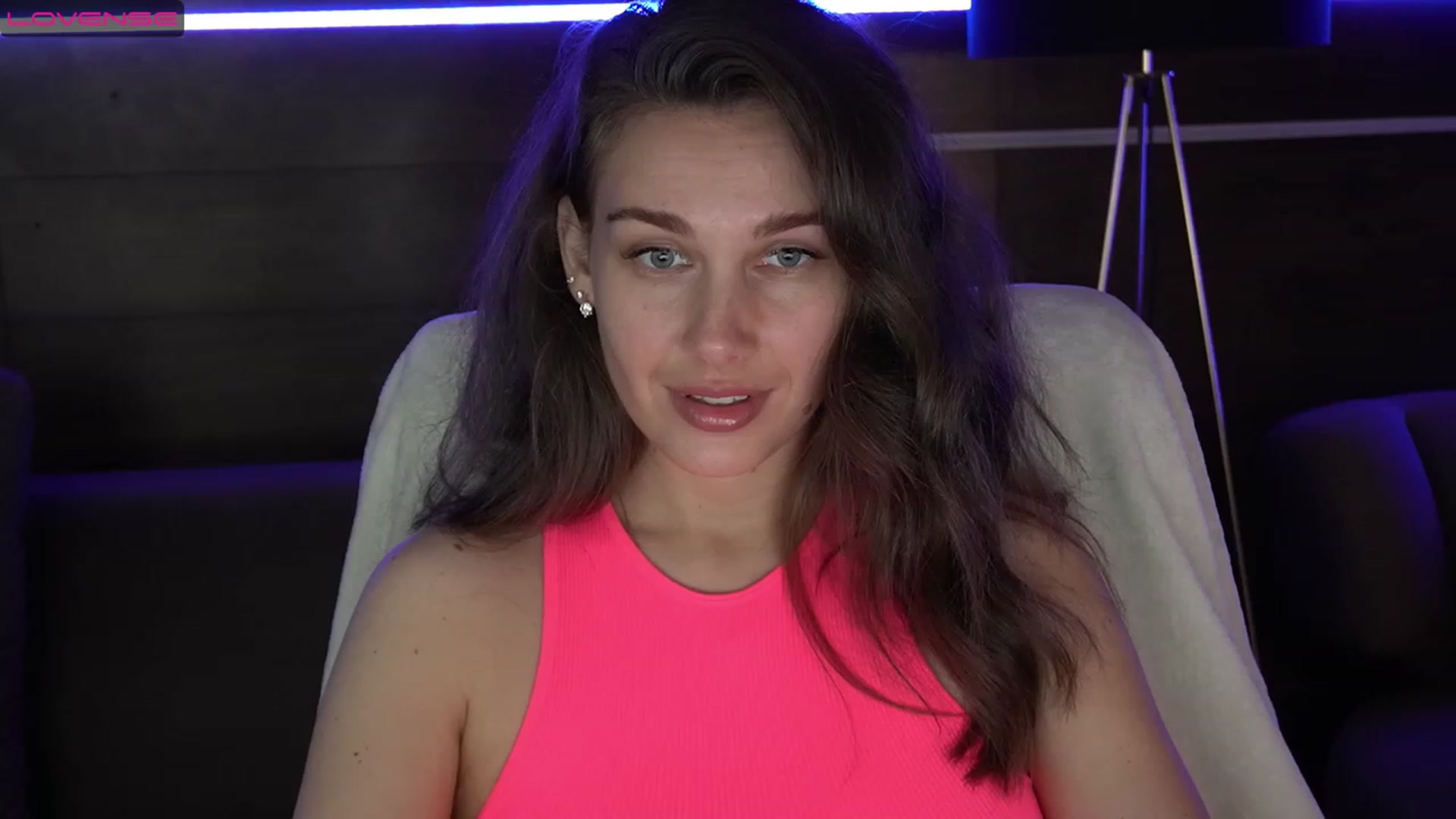Gallery image thumbnail from Jasmin_James_'s myfreecams stream on, 08/03/2023, 20:35 image 7 of 20