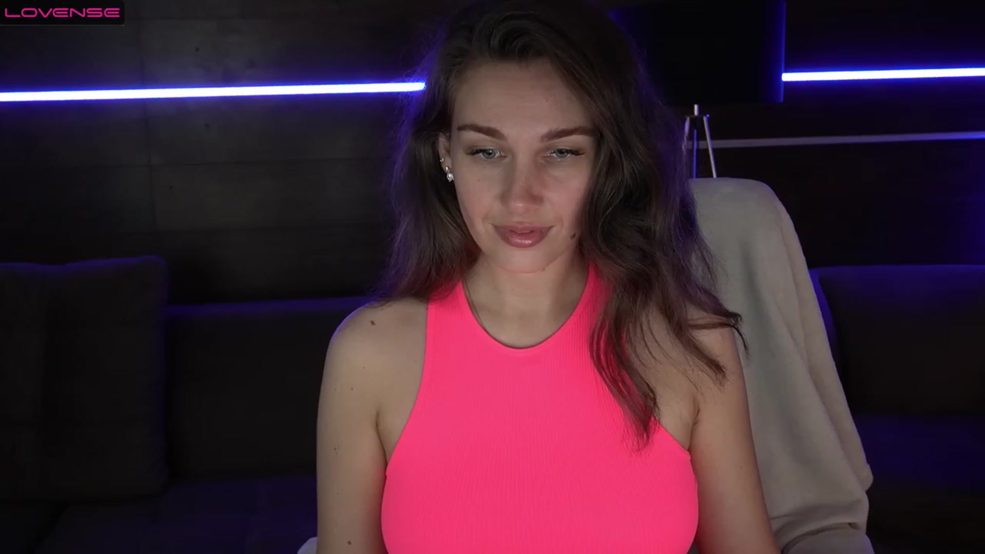 Gallery image thumbnail from Jasmin_James_'s myfreecams stream on, 08/03/2023, 20:35 image 16 of 20