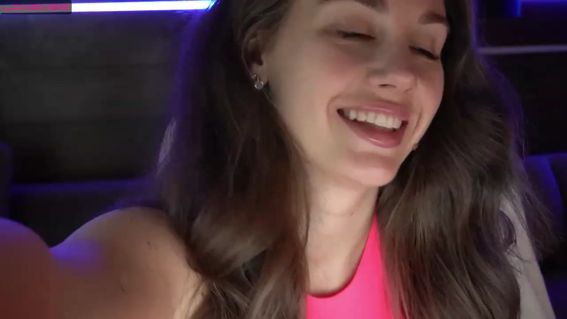 Gallery image thumbnail from Jasmin_James_'s myfreecams stream on, 08/03/2023, 20:35 image 11 of 20