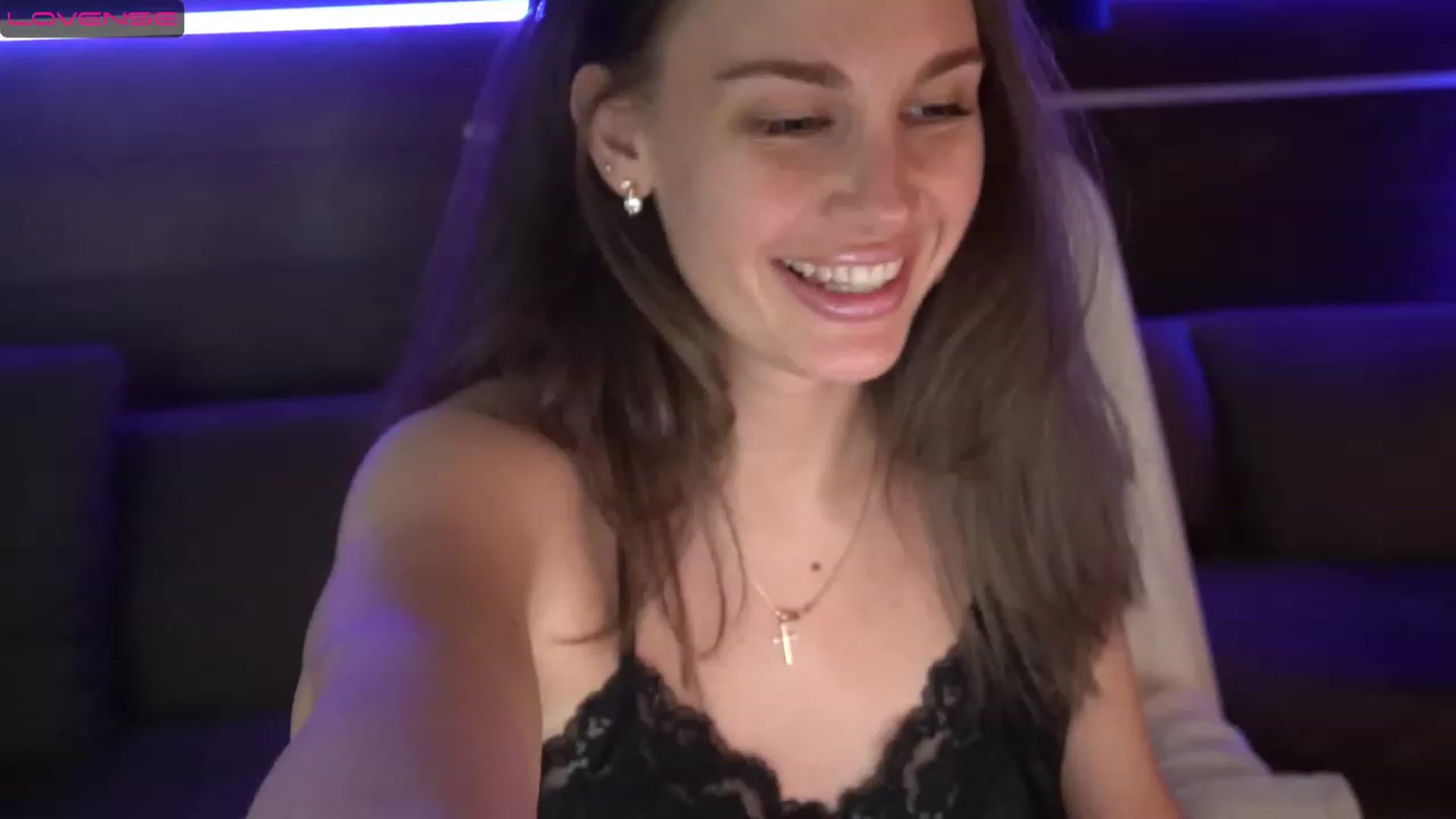 Gallery image thumbnail from Jasmin_James_'s myfreecams stream on, 08/05/2023, 24:00 image 19 of 20