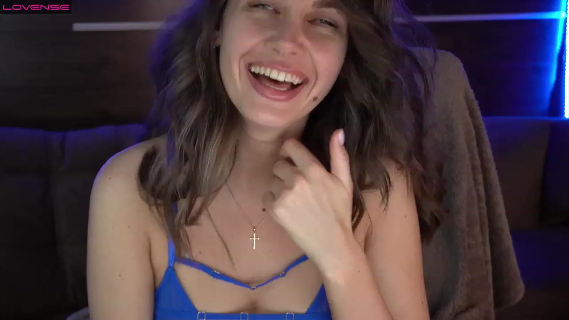 Gallery image thumbnail from Jasmin_James_'s myfreecams stream on, 08/06/2023, 21:15 image 17 of 20