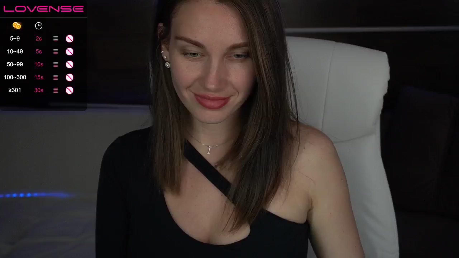 Gallery image thumbnail from Jasmin_James_'s myfreecams stream on, 05/13/2024, 17:19 image 8 of 20