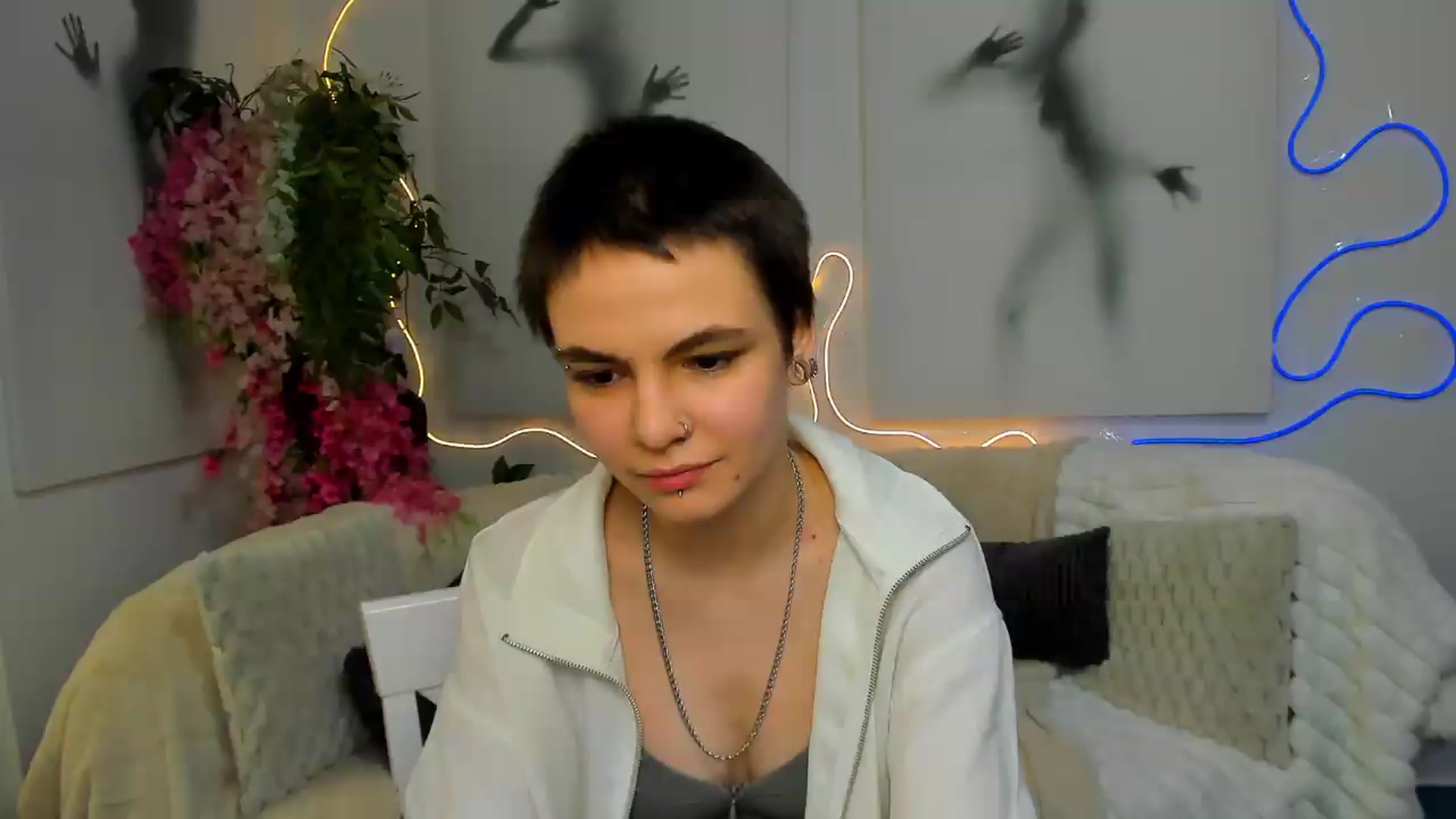 Gallery image thumbnail from Jasmin_Shh's myfreecams stream on, 08/14/2026, 12:40 image 1 of 20