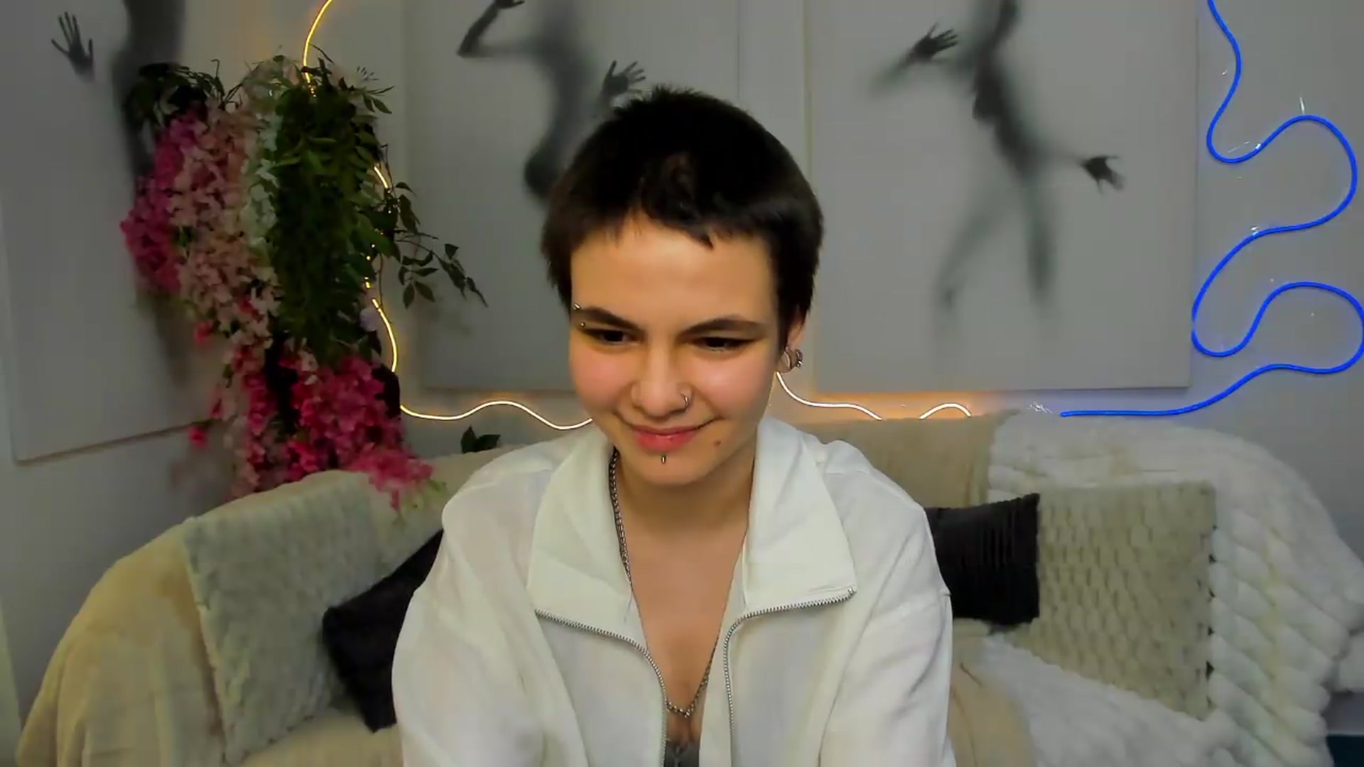 Gallery image thumbnail from Jasmin_Shh's myfreecams stream on, 08/14/2026, 12:40 image 9 of 20