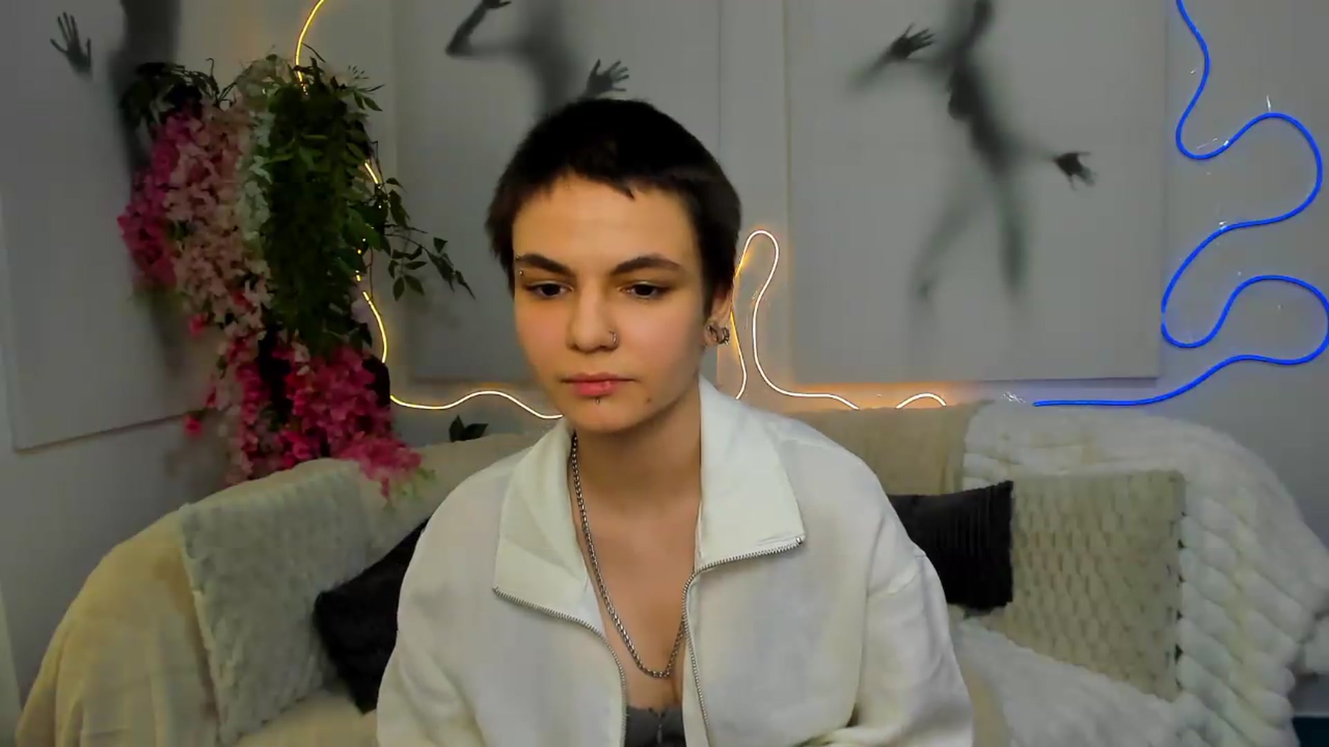 Gallery image thumbnail from Jasmin_Shh's myfreecams stream on, 08/14/2026, 12:40 image 10 of 20