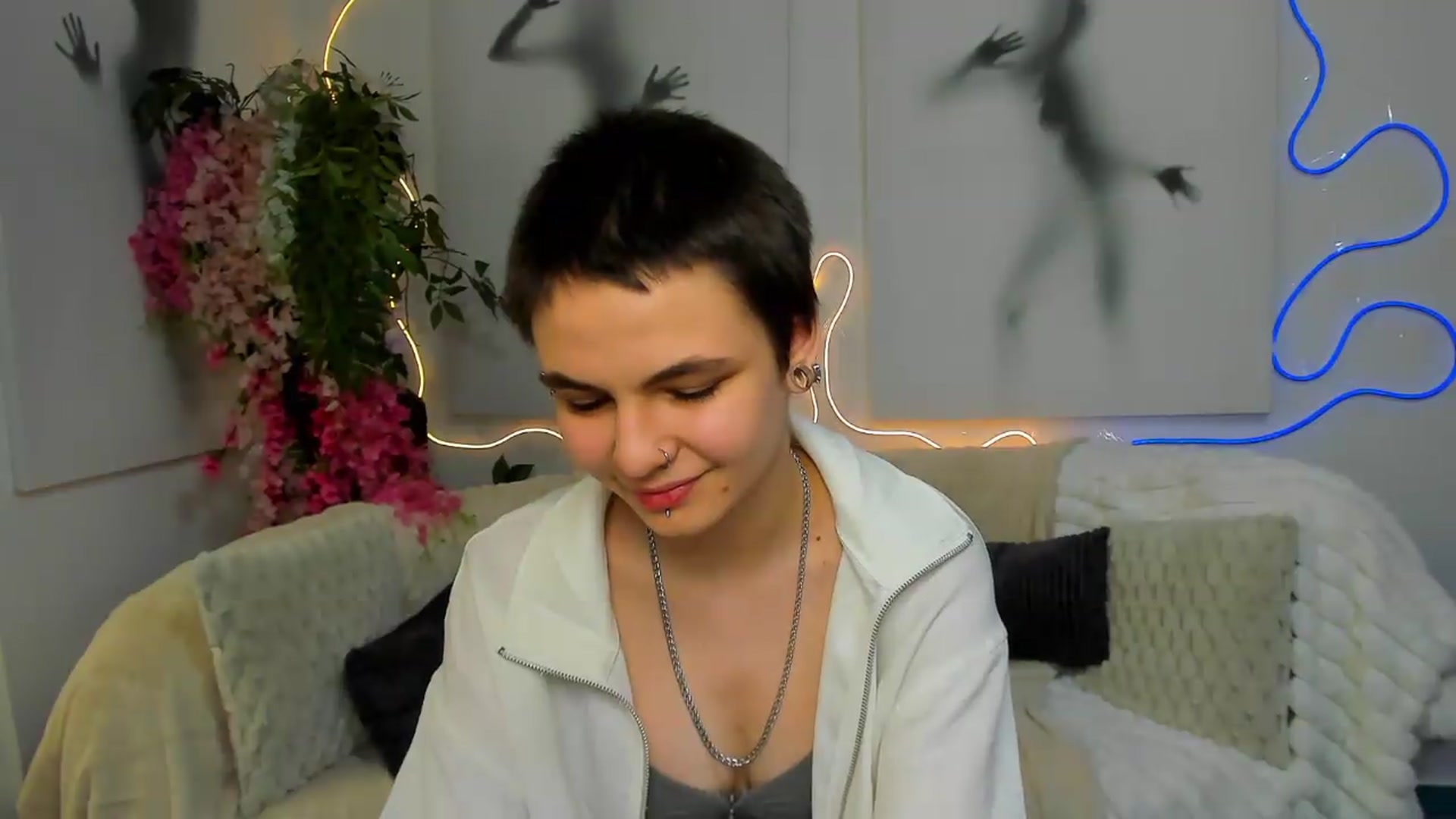 Gallery image thumbnail from Jasmin_Shh's myfreecams stream on, 08/14/2026, 12:40 image 2 of 20