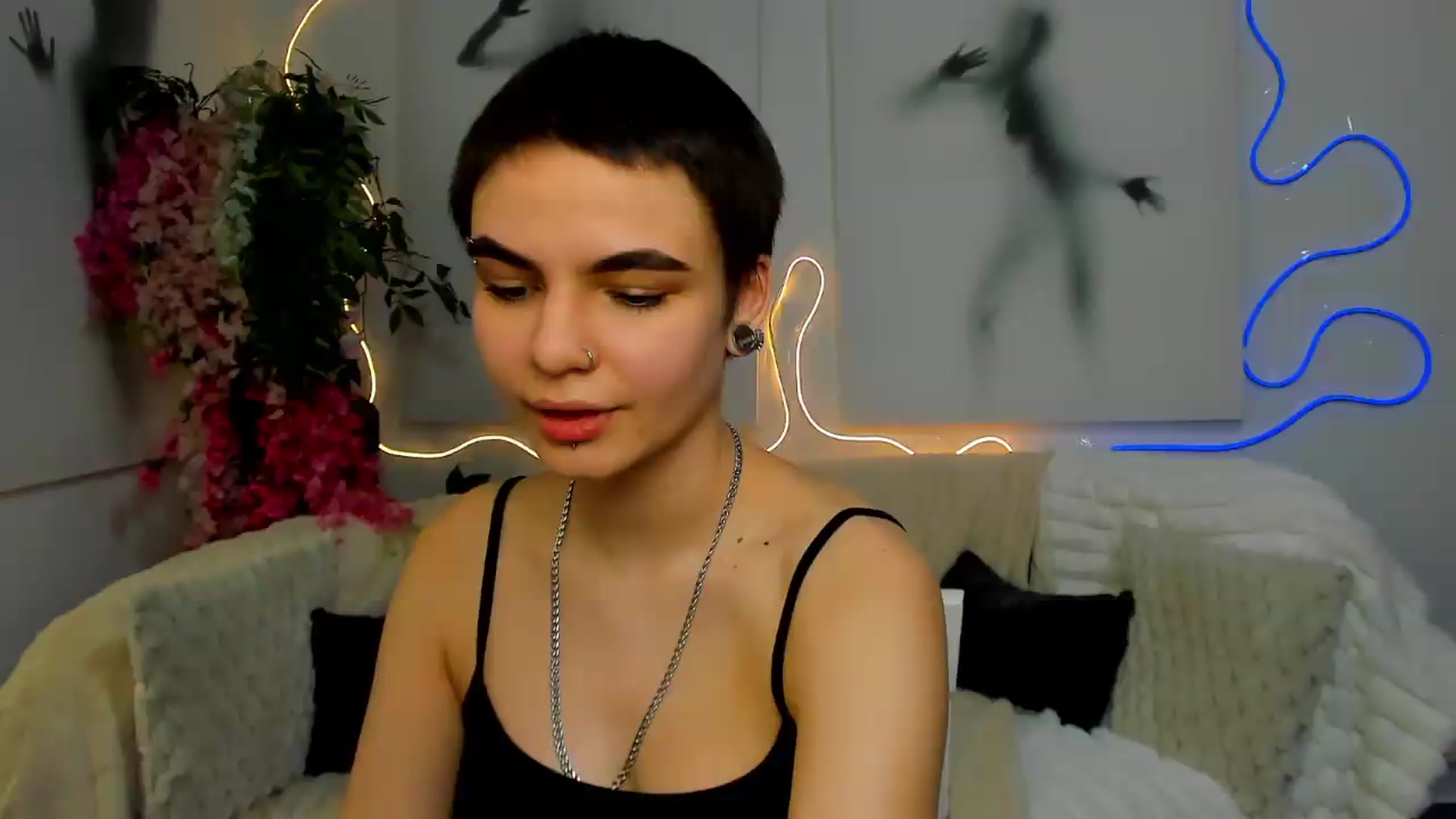Gallery image thumbnail from Jasmin_Shh's myfreecams stream on, 08/18/2026, 12:41 image 4 of 20
