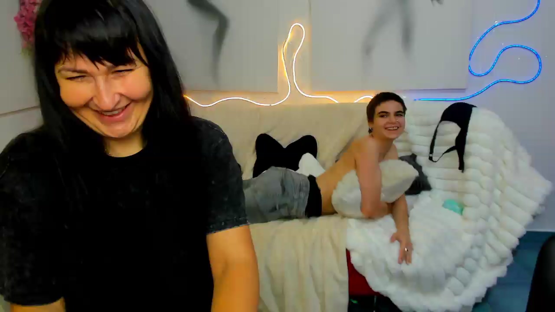 Gallery image thumbnail from Jasmin_Shh's myfreecams stream on, 08/18/2026, 17:02 image 18 of 20