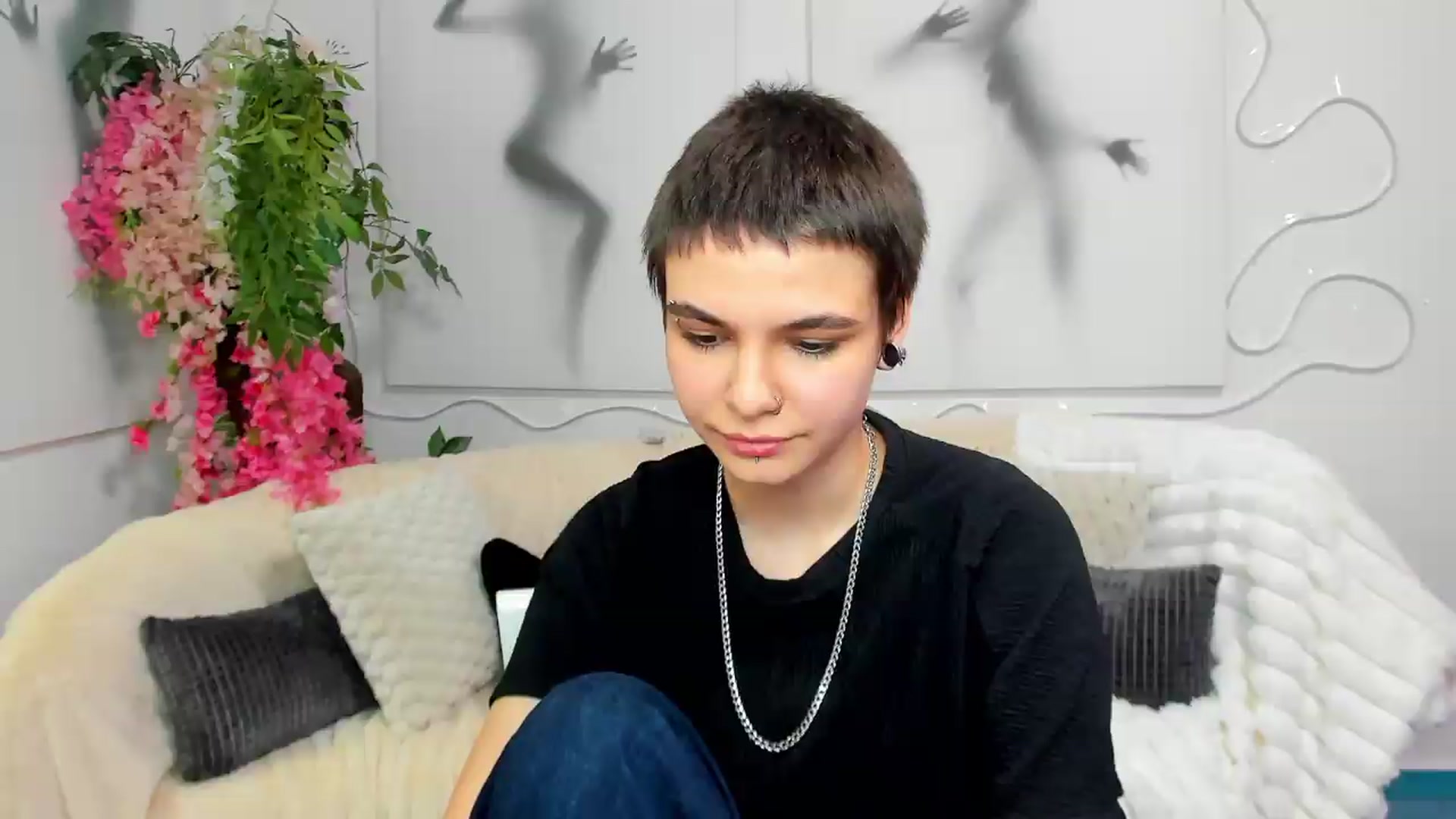 Gallery image thumbnail from Jasmin_Shh's myfreecams stream on, 08/19/2026, 12:37 image 9 of 20