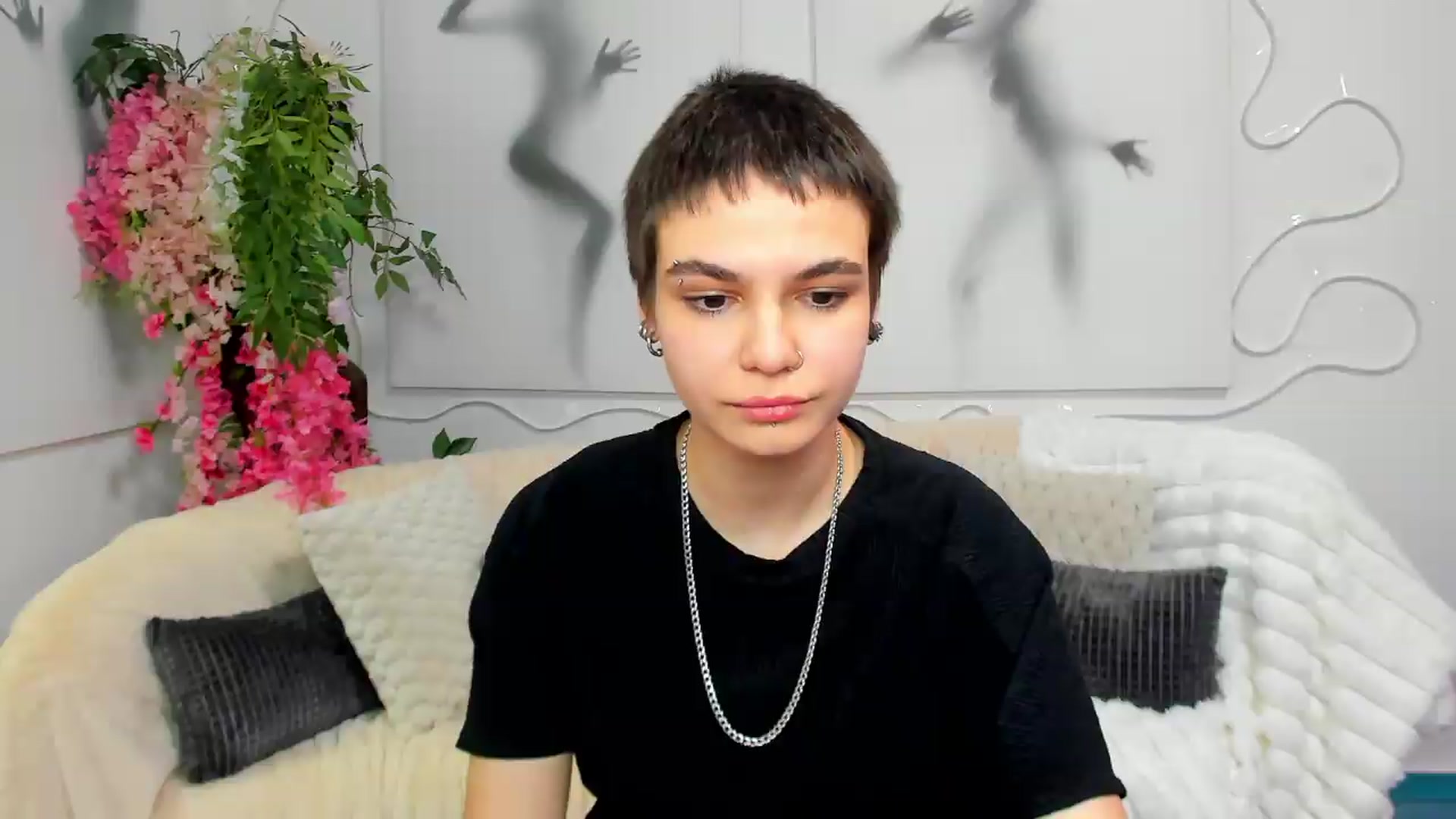 Gallery image thumbnail from Jasmin_Shh's myfreecams stream on, 08/19/2026, 12:37 image 1 of 20
