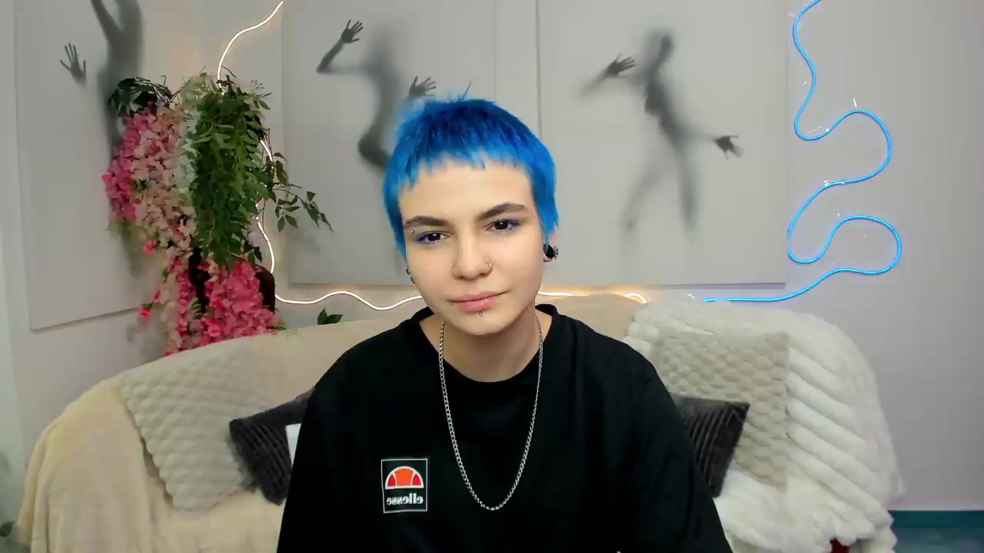 Gallery image thumbnail from Jasmin_Shh's myfreecams stream on, 08/26/2026, 18:02 image 3 of 20