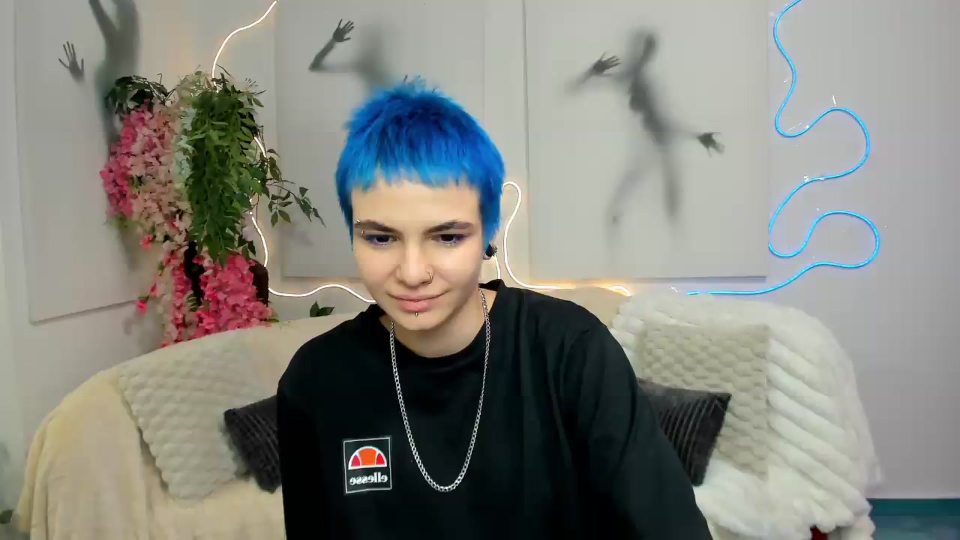 Gallery image thumbnail from Jasmin_Shh's myfreecams stream on, 08/26/2026, 18:02 image 13 of 20