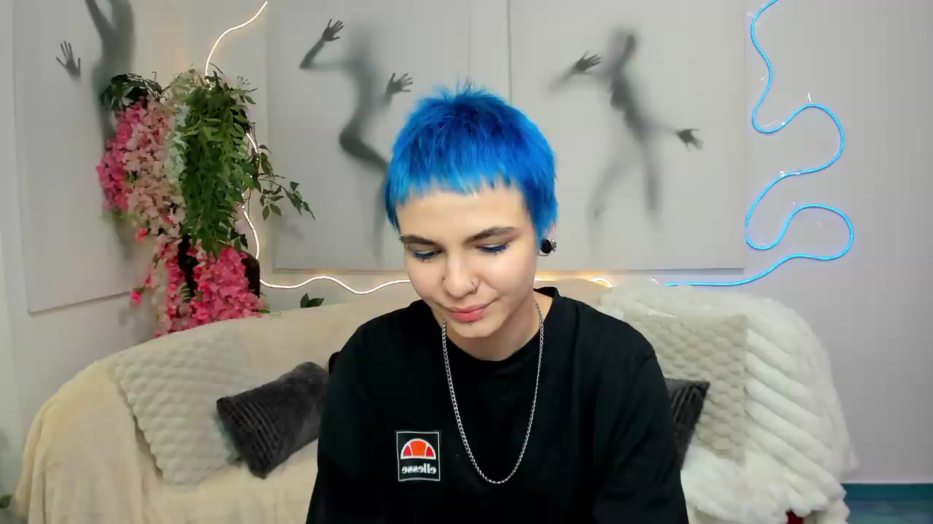 Gallery image thumbnail from Jasmin_Shh's myfreecams stream on, 08/26/2026, 18:02 image 19 of 20