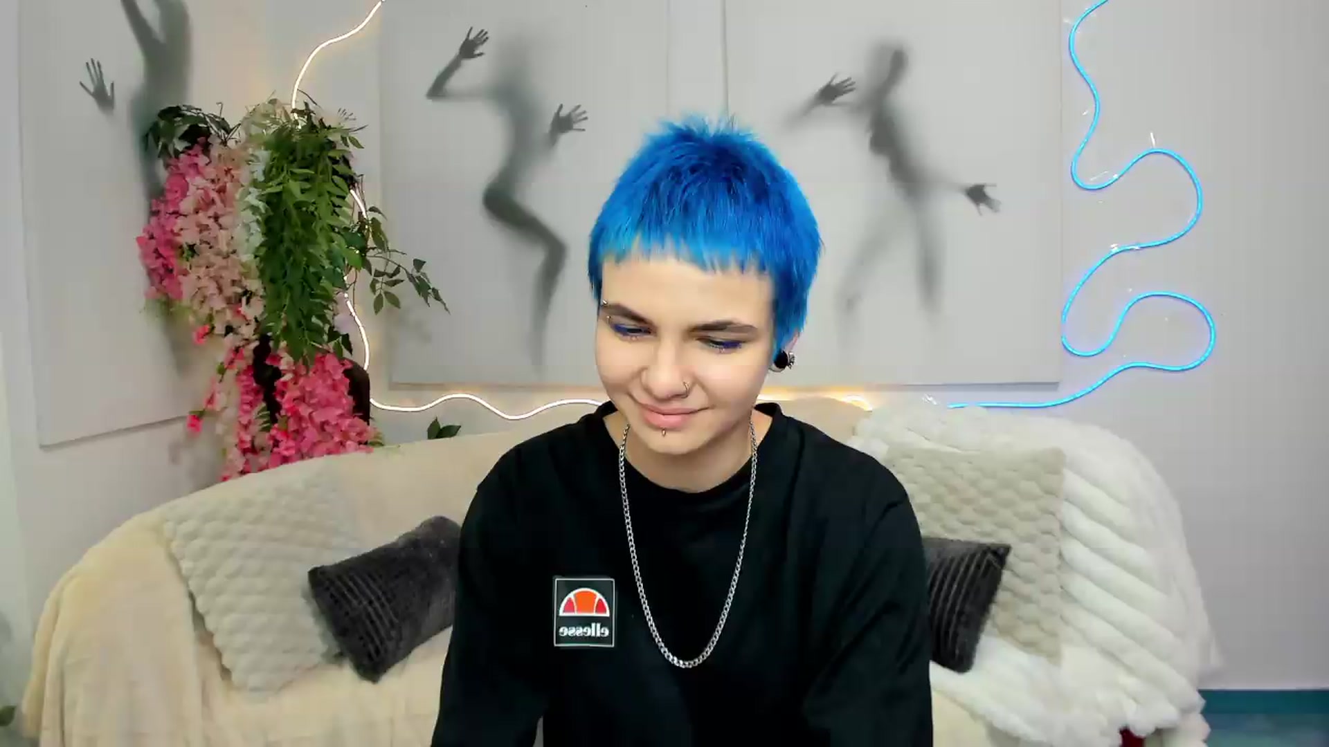 Gallery image thumbnail from Jasmin_Shh's myfreecams stream on, 08/26/2026, 18:02 image 18 of 20