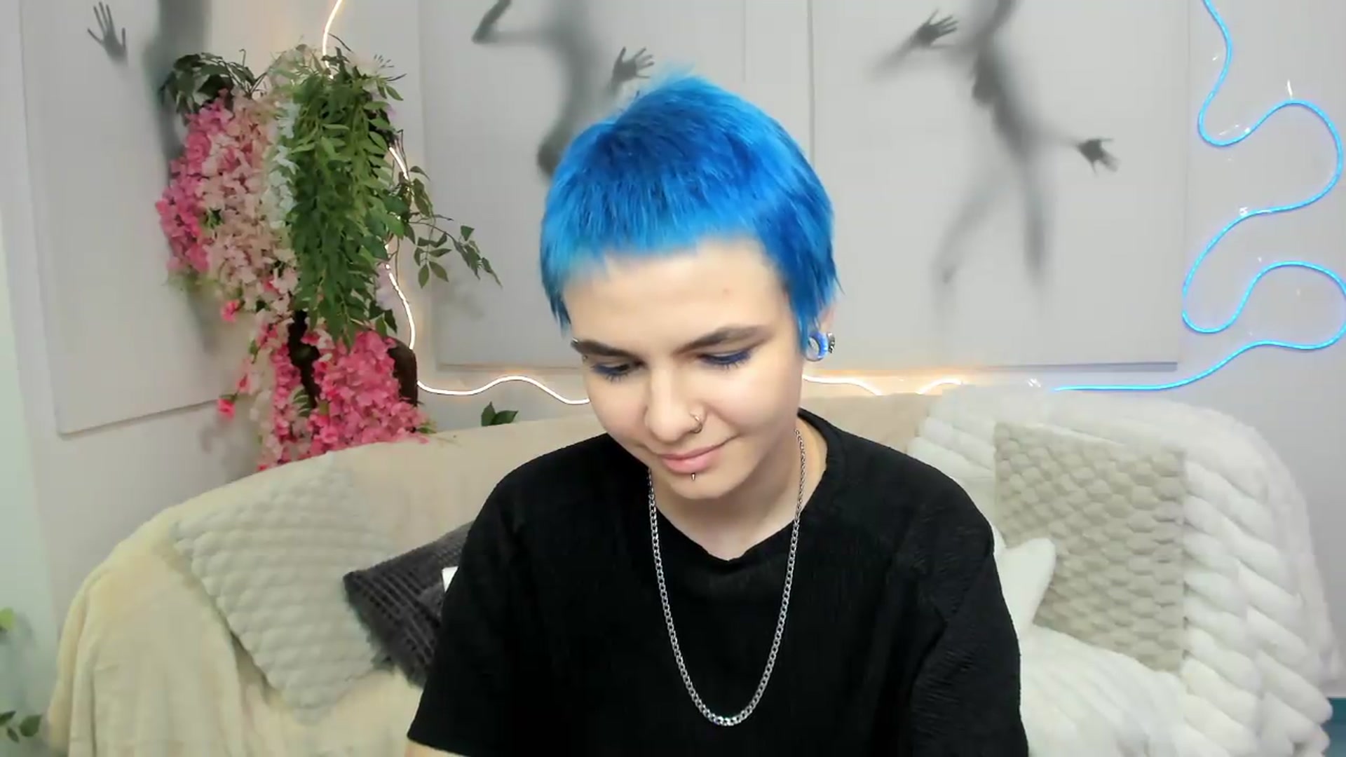Gallery image thumbnail from Jasmin_Shh's myfreecams stream on, 08/29/2026, 12:51 image 14 of 20