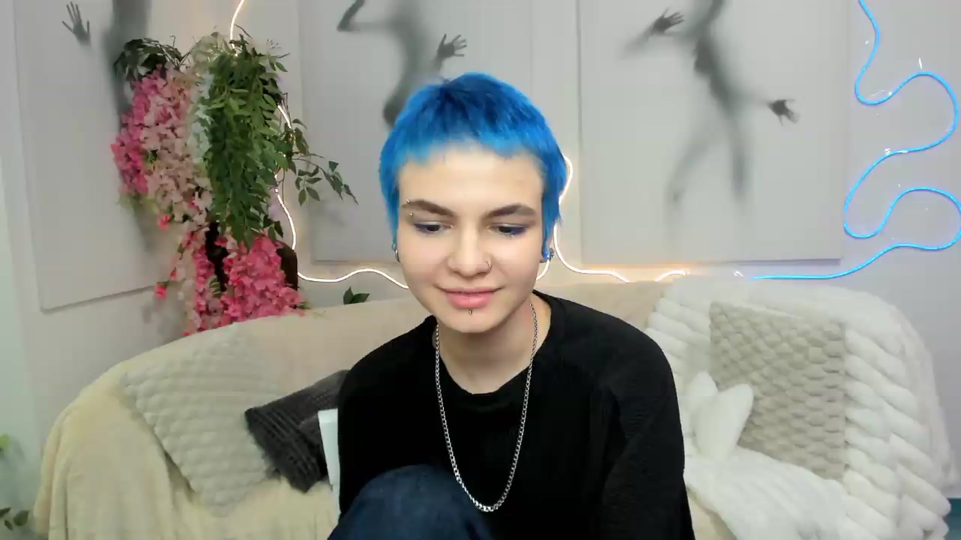 Gallery image thumbnail from Jasmin_Shh's myfreecams stream on, 08/29/2026, 12:51 image 1 of 20